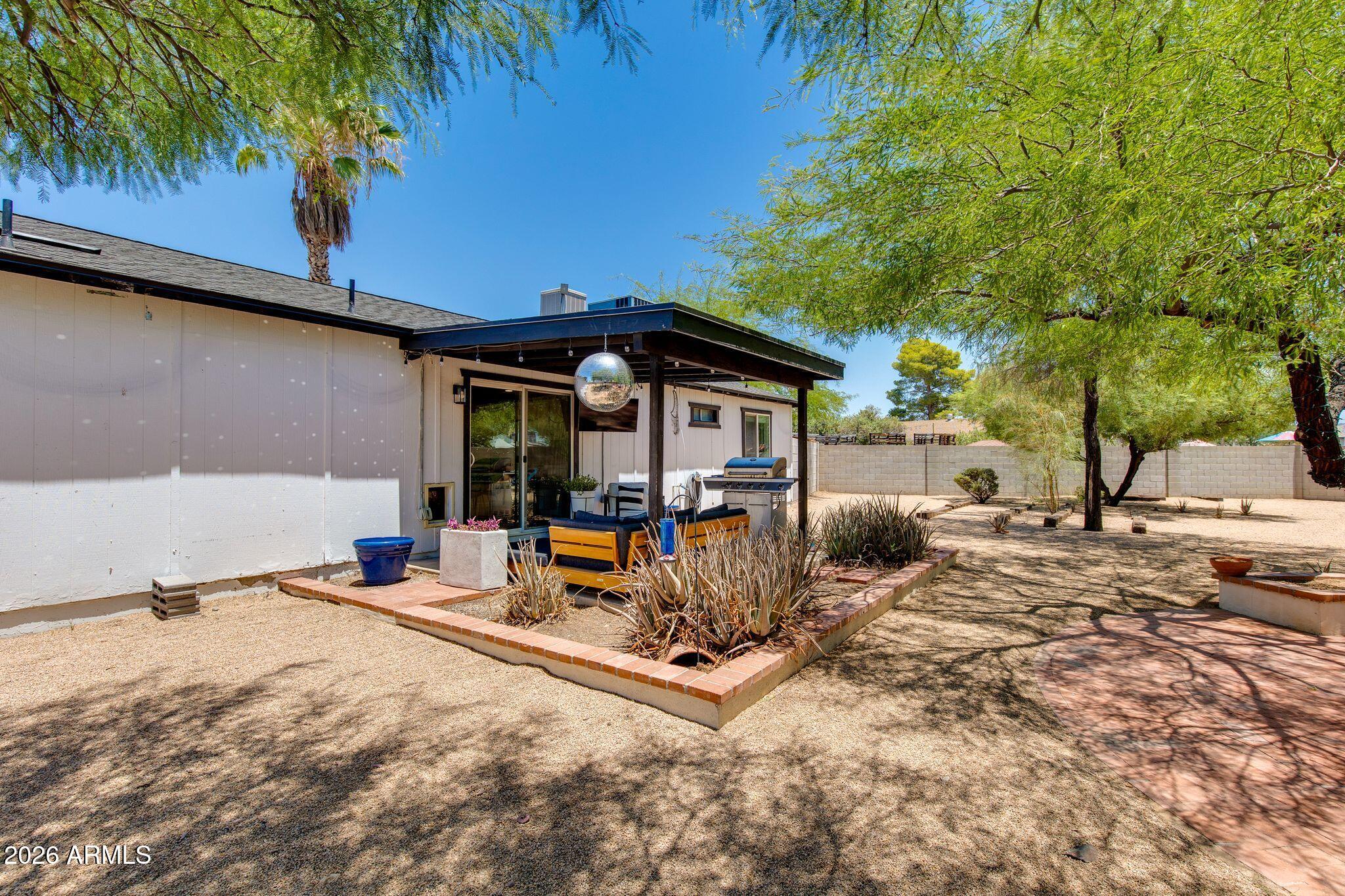3625 E JANICE Way