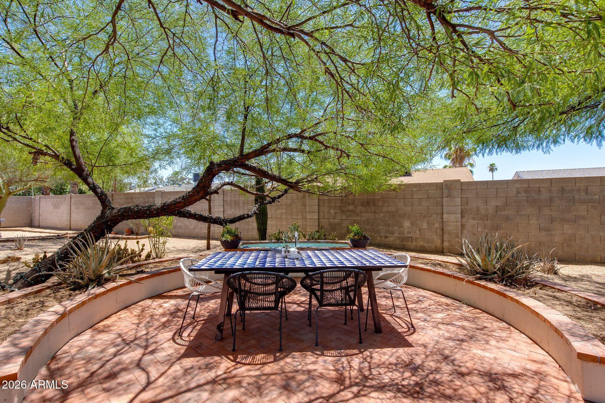 3625 E JANICE Way