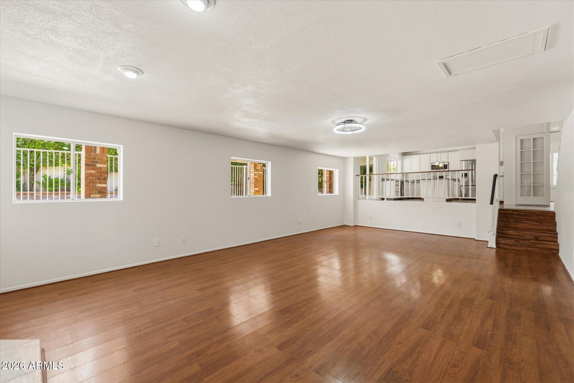 4555 E TIERRA BUENA Lane