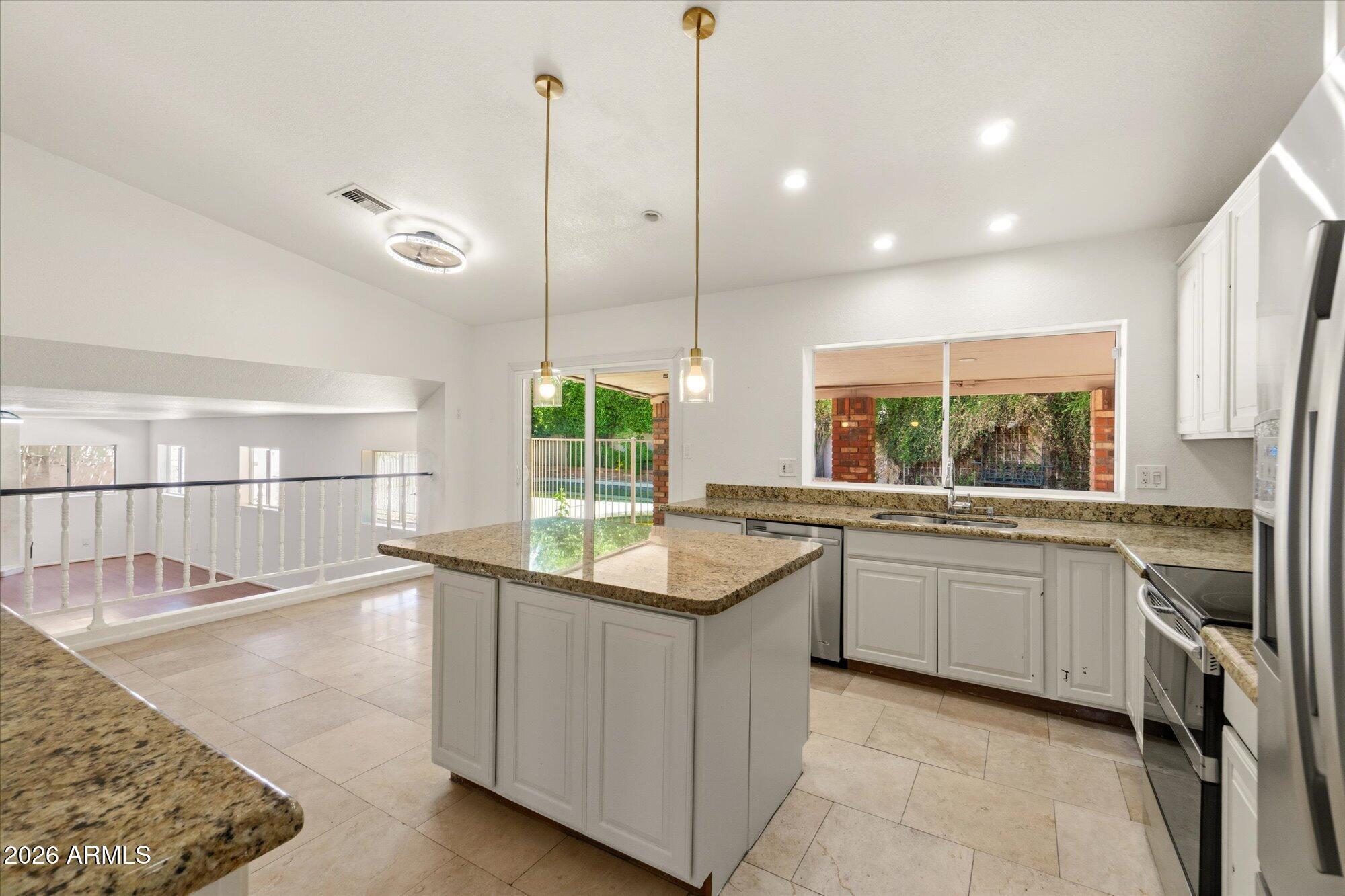 4555 E TIERRA BUENA Lane