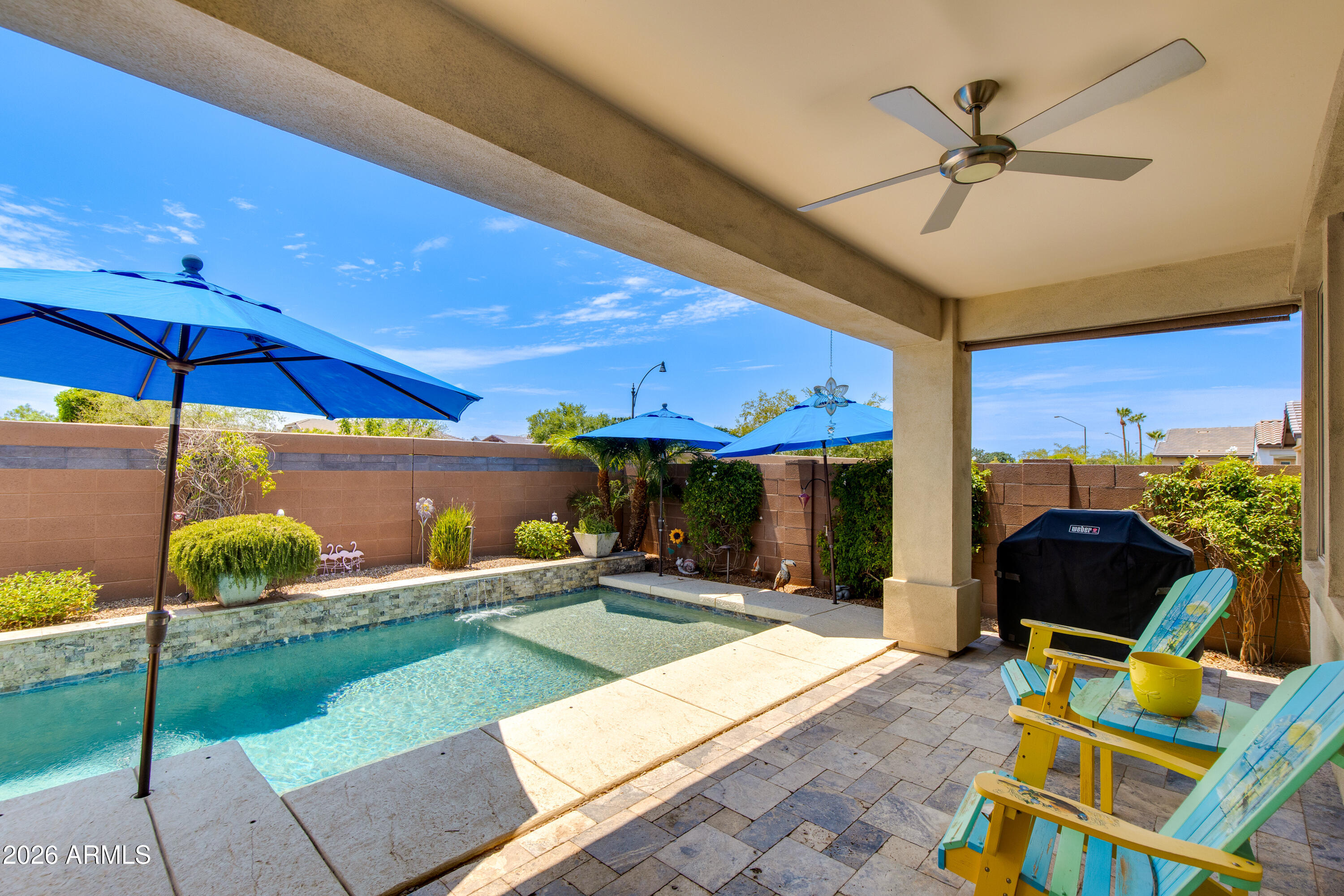 3865 E LOMA VISTA Street