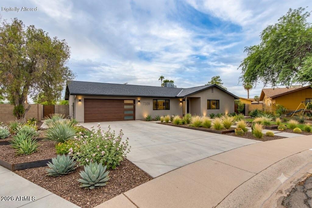 7331 E VILLA Way