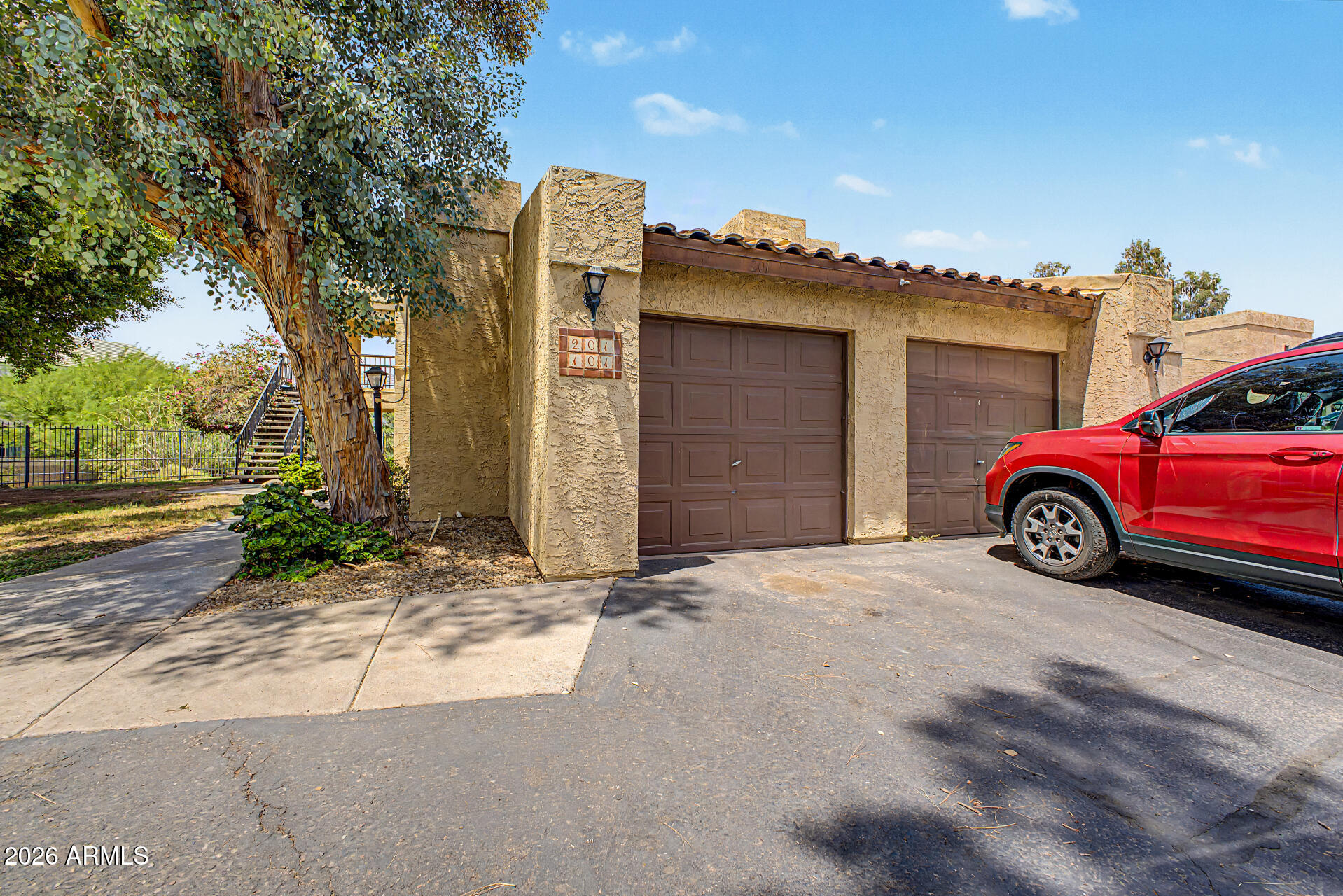8202 N 21ST Drive B201