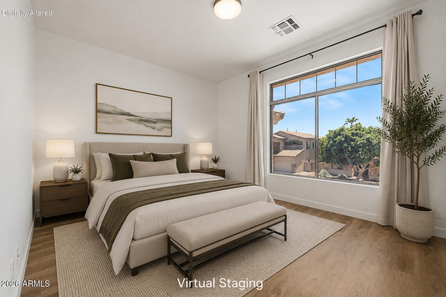 732 W INDIGO Drive