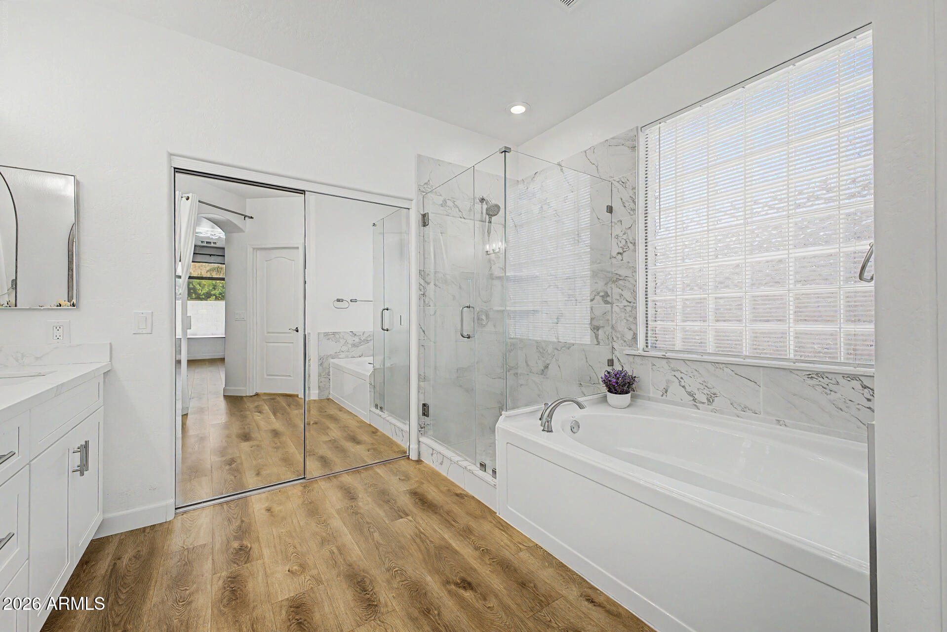 732 W INDIGO Drive