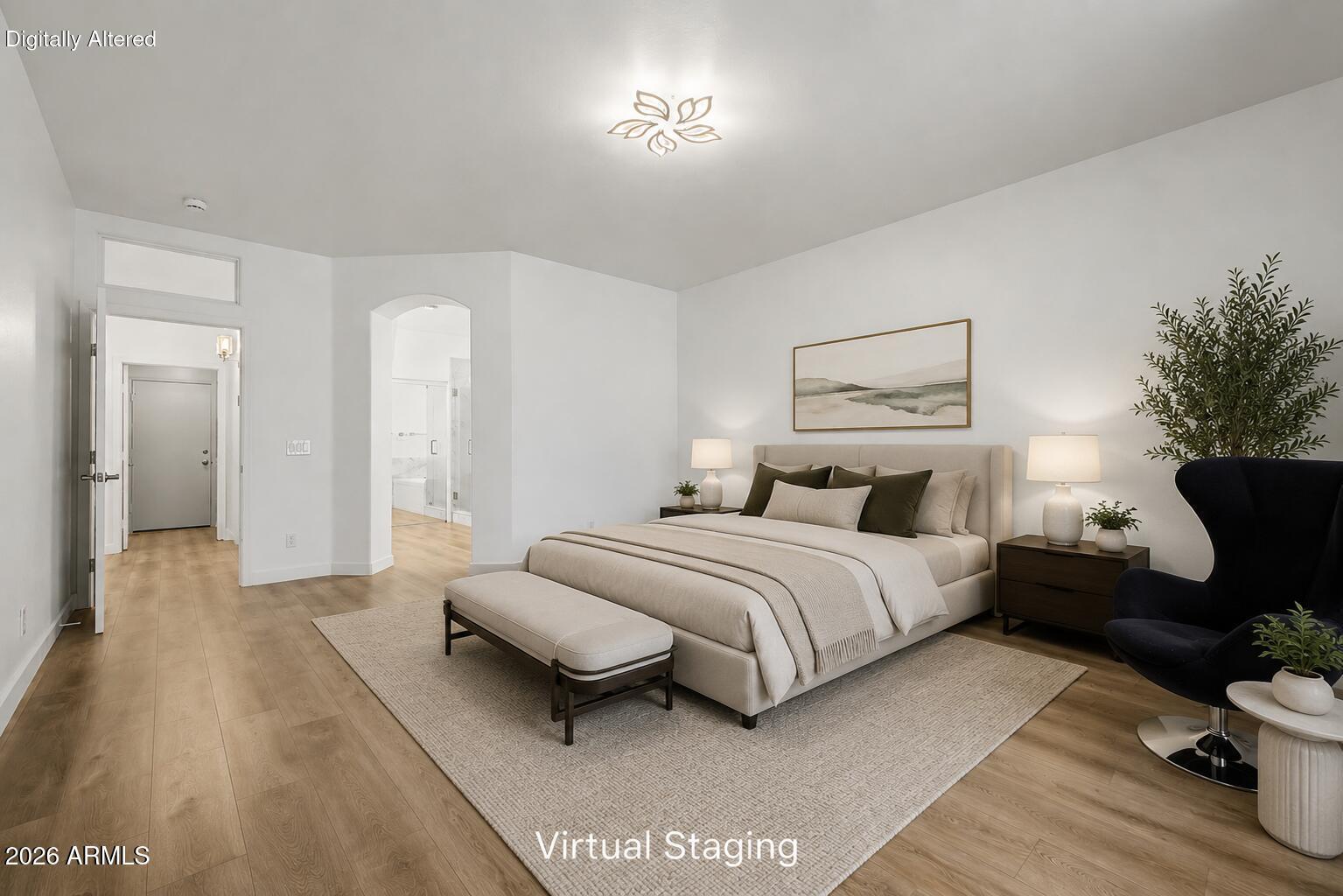 732 W INDIGO Drive