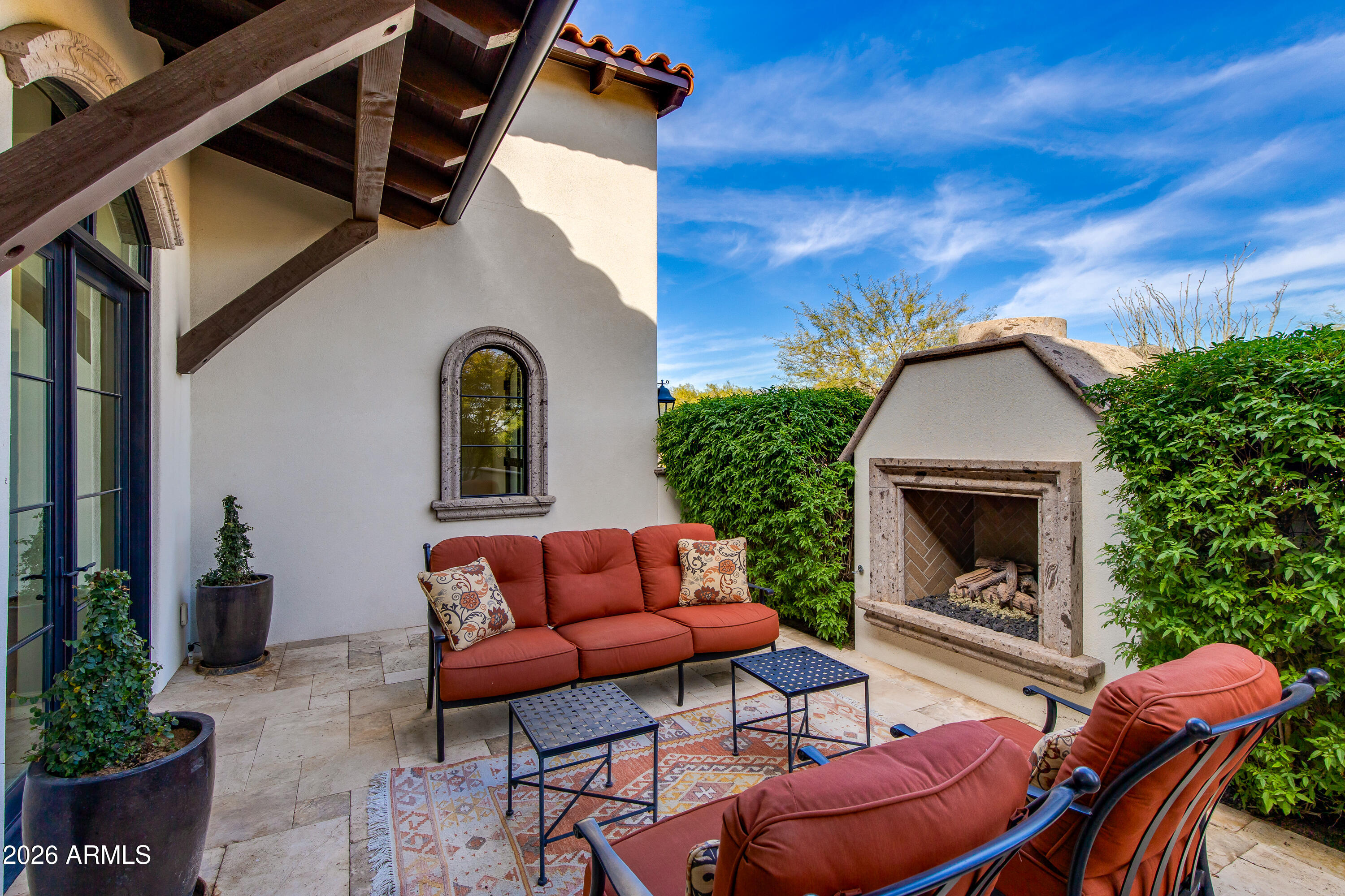 4529 E MADEROS DEL CUENTA Drive