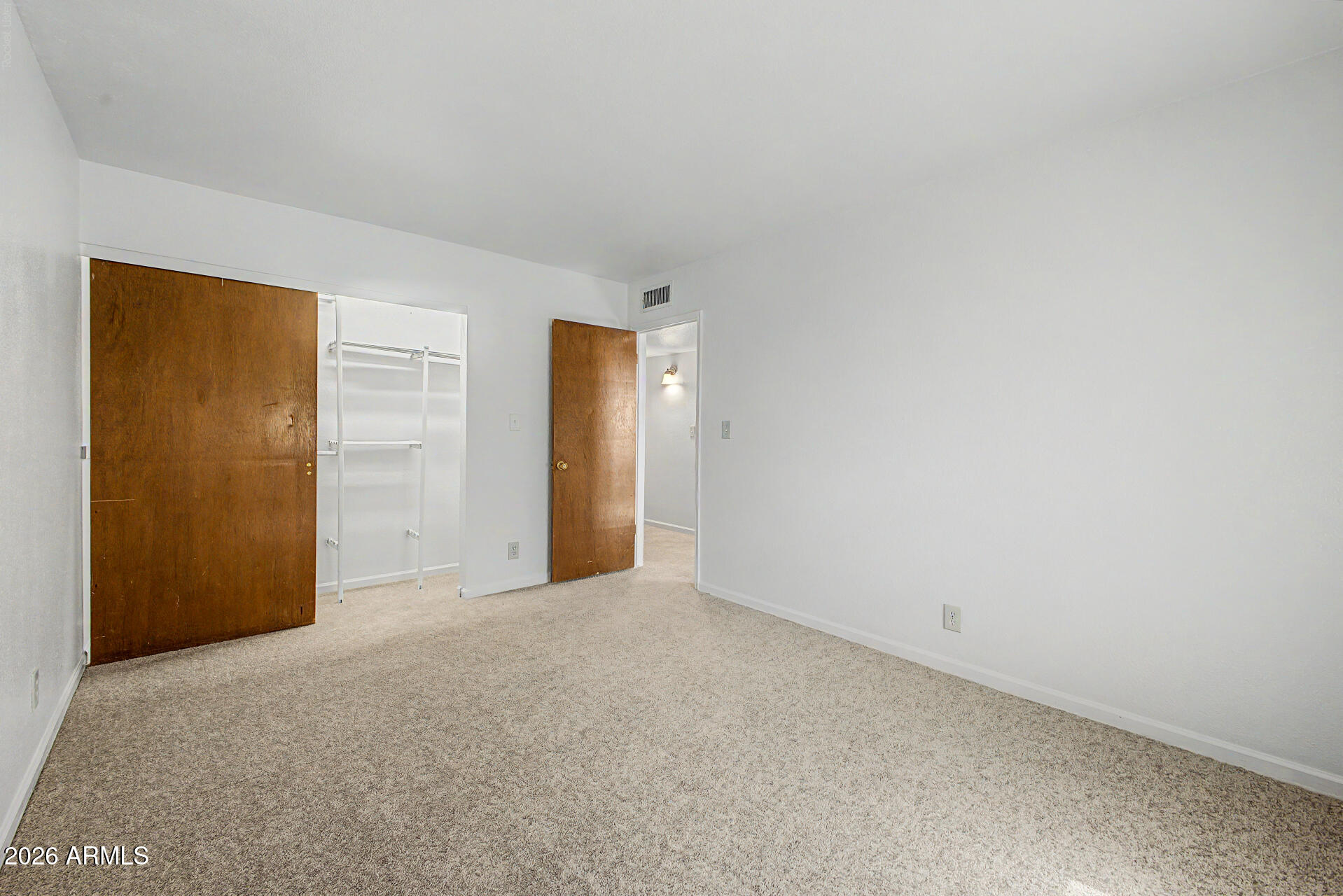 8841 N 12TH Place