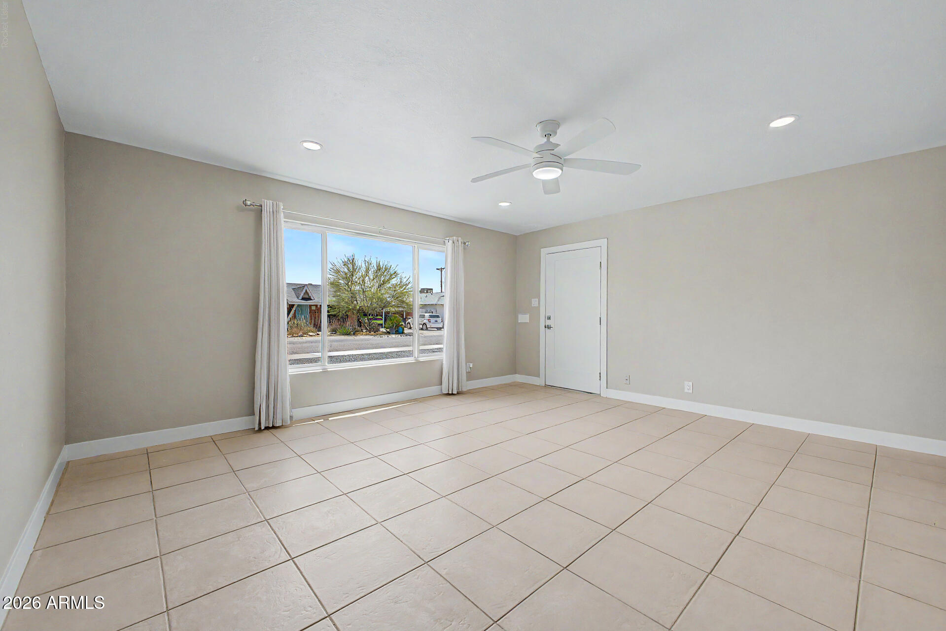 8730 E RANCHO VISTA Drive