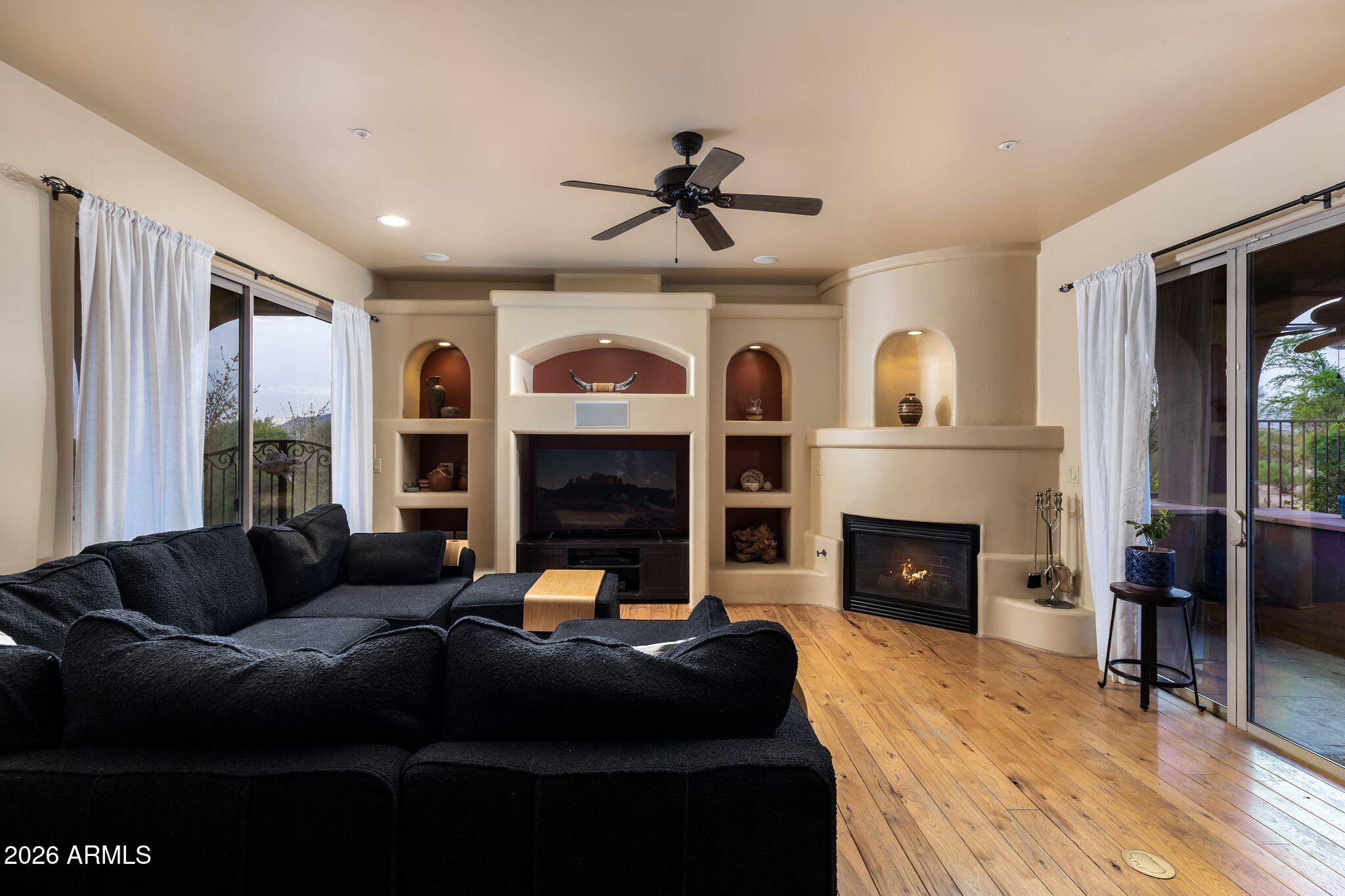8606 E ARROYO SECO Road