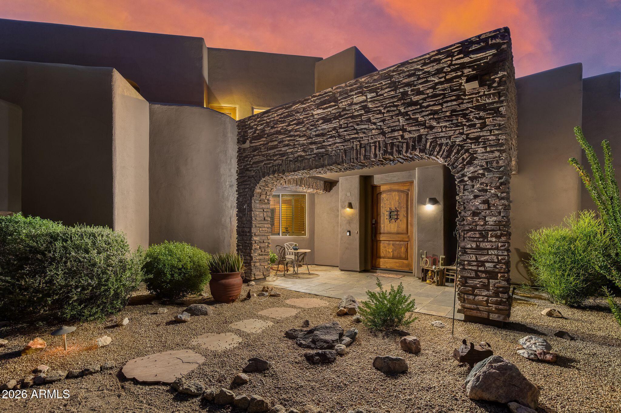 8606 E ARROYO SECO Road