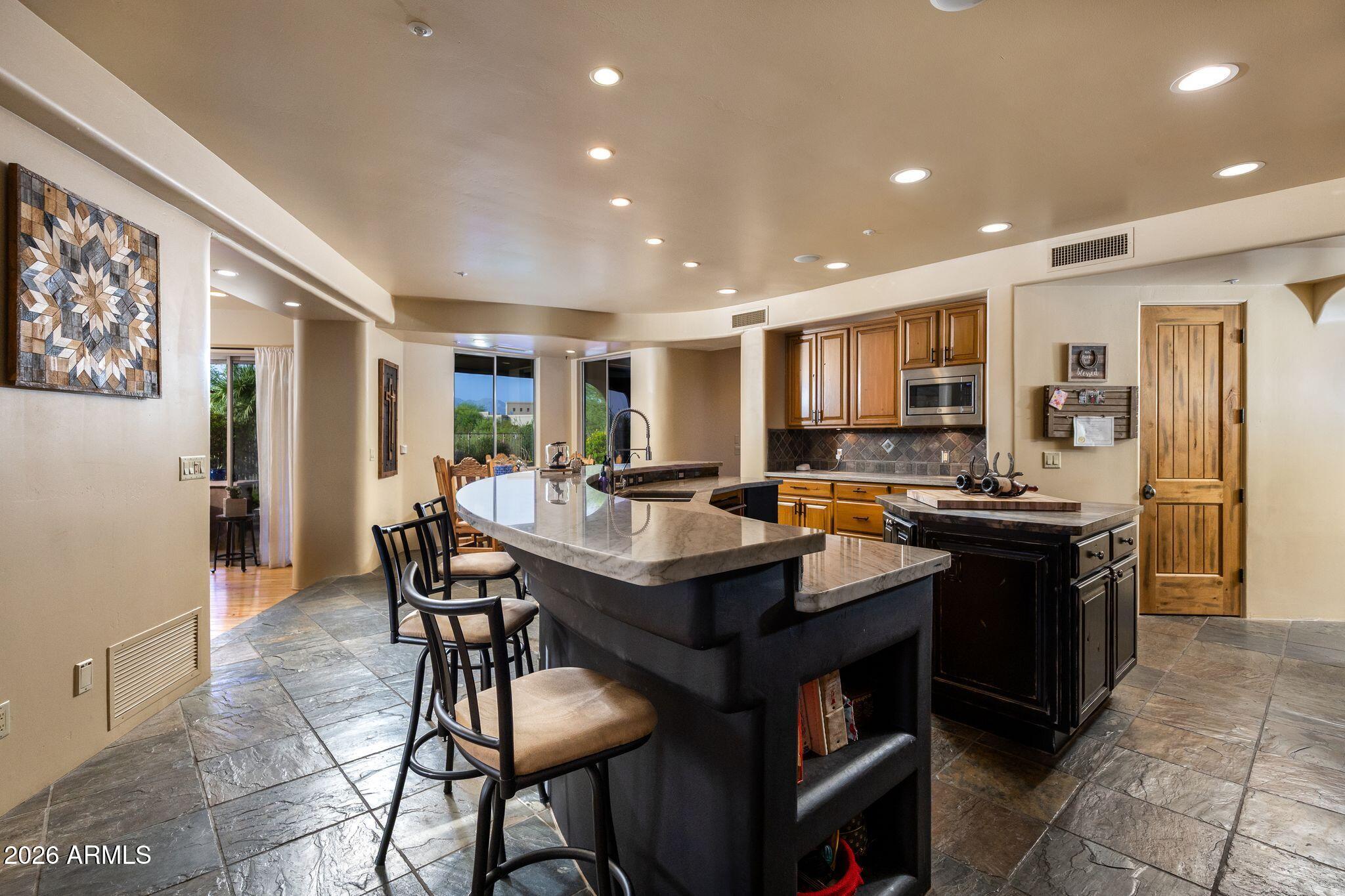 8606 E ARROYO SECO Road