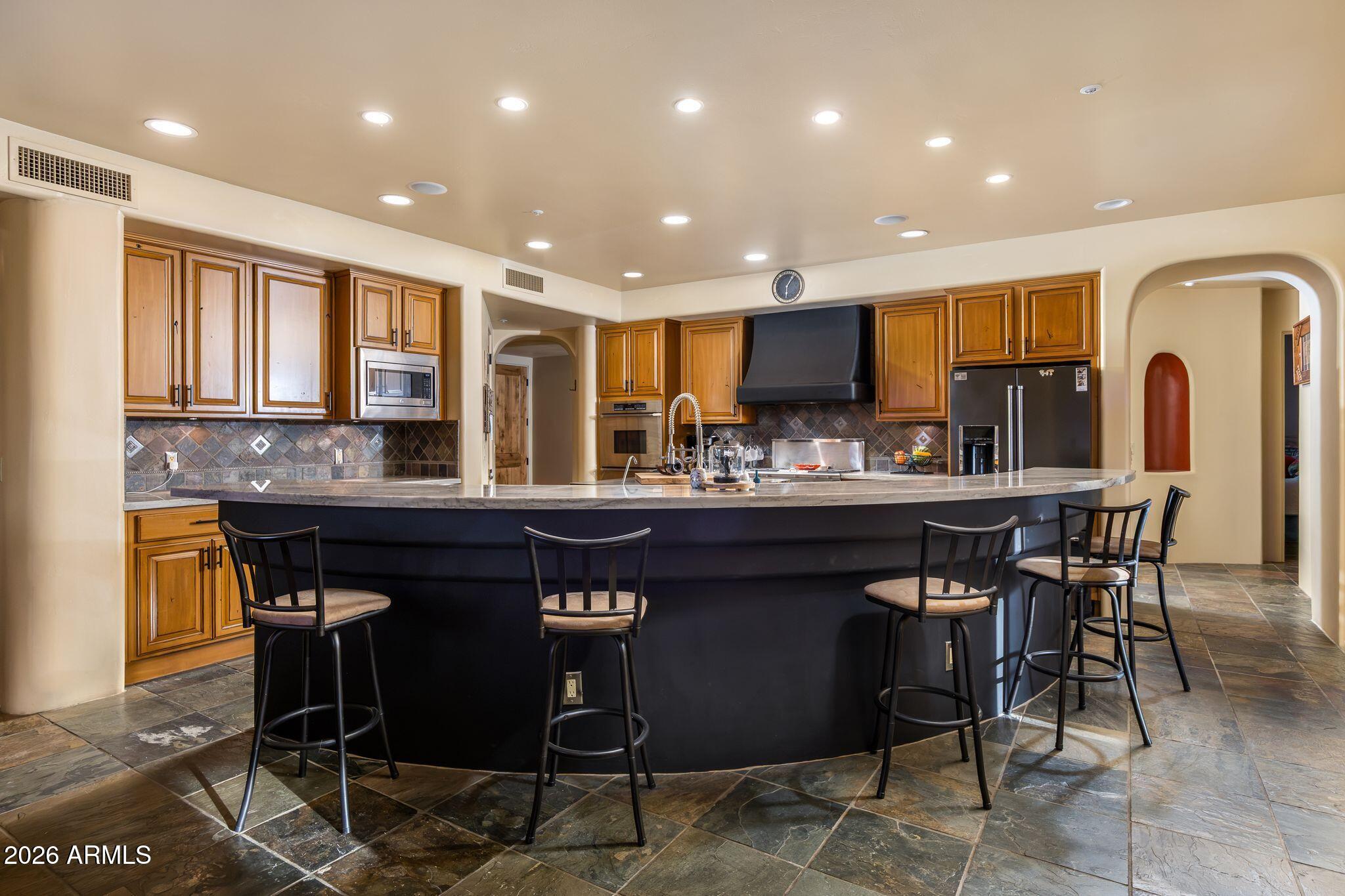 8606 E ARROYO SECO Road