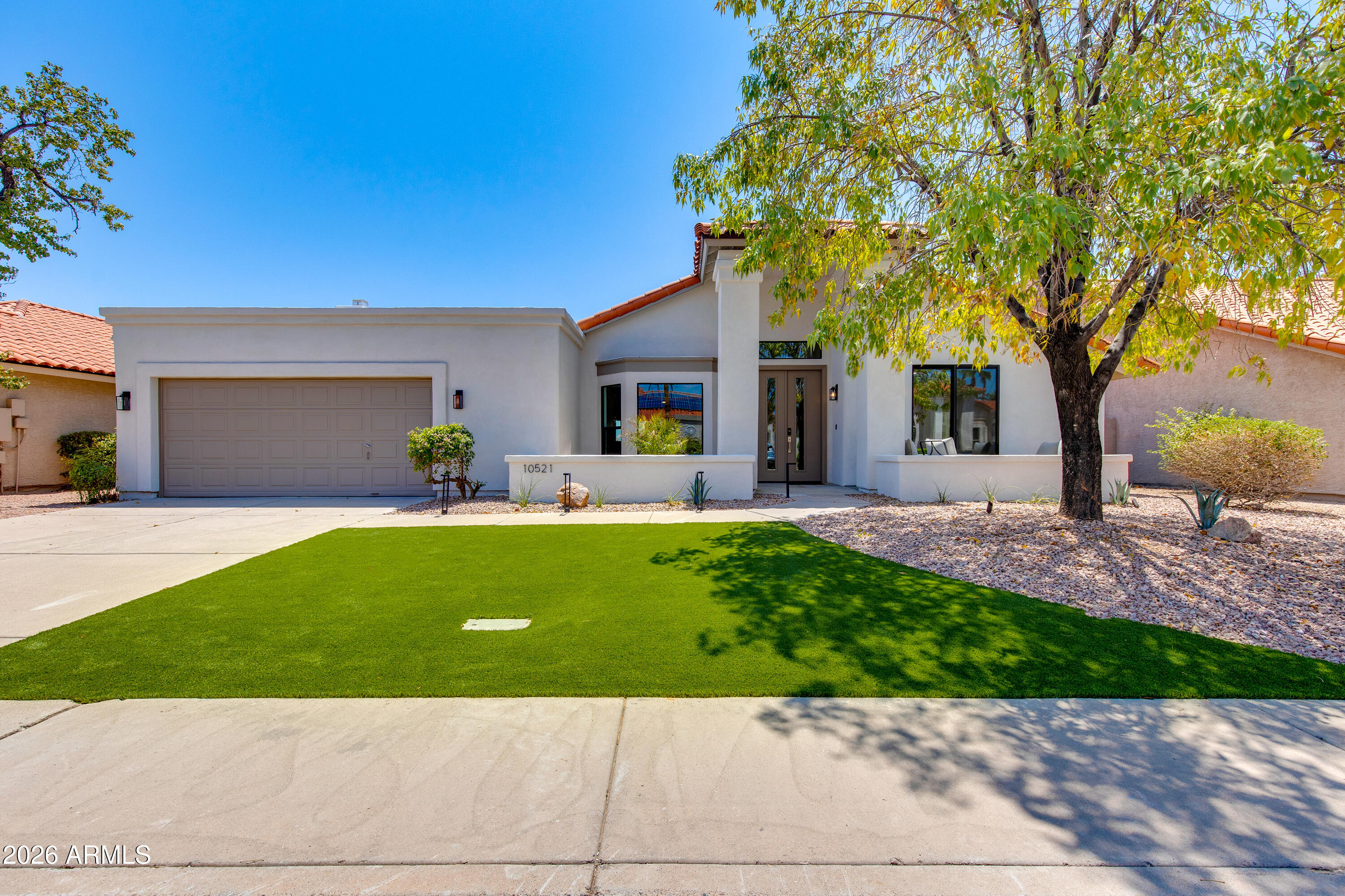 10521 E BELLA VISTA Drive