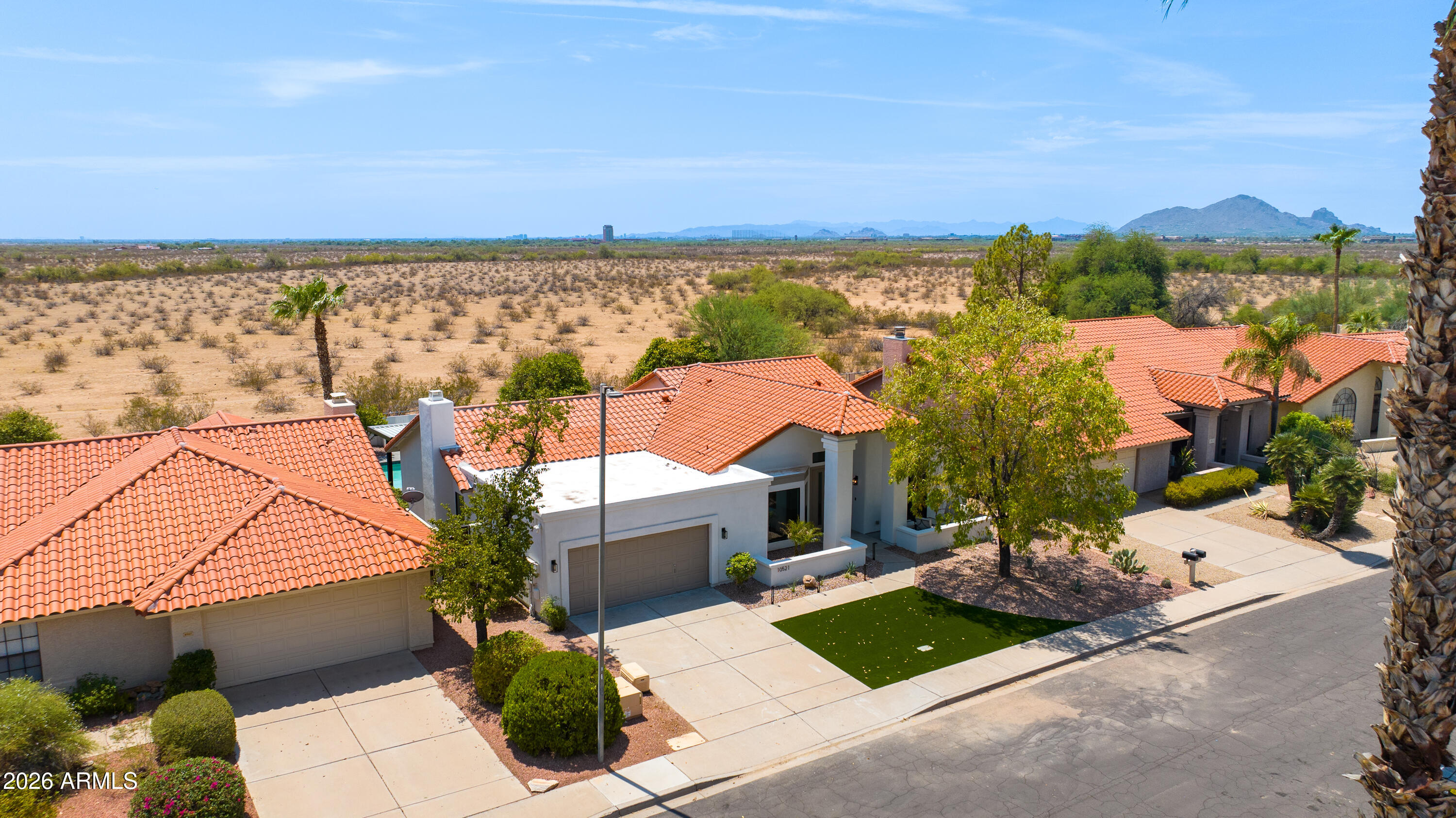 10521 E BELLA VISTA Drive
