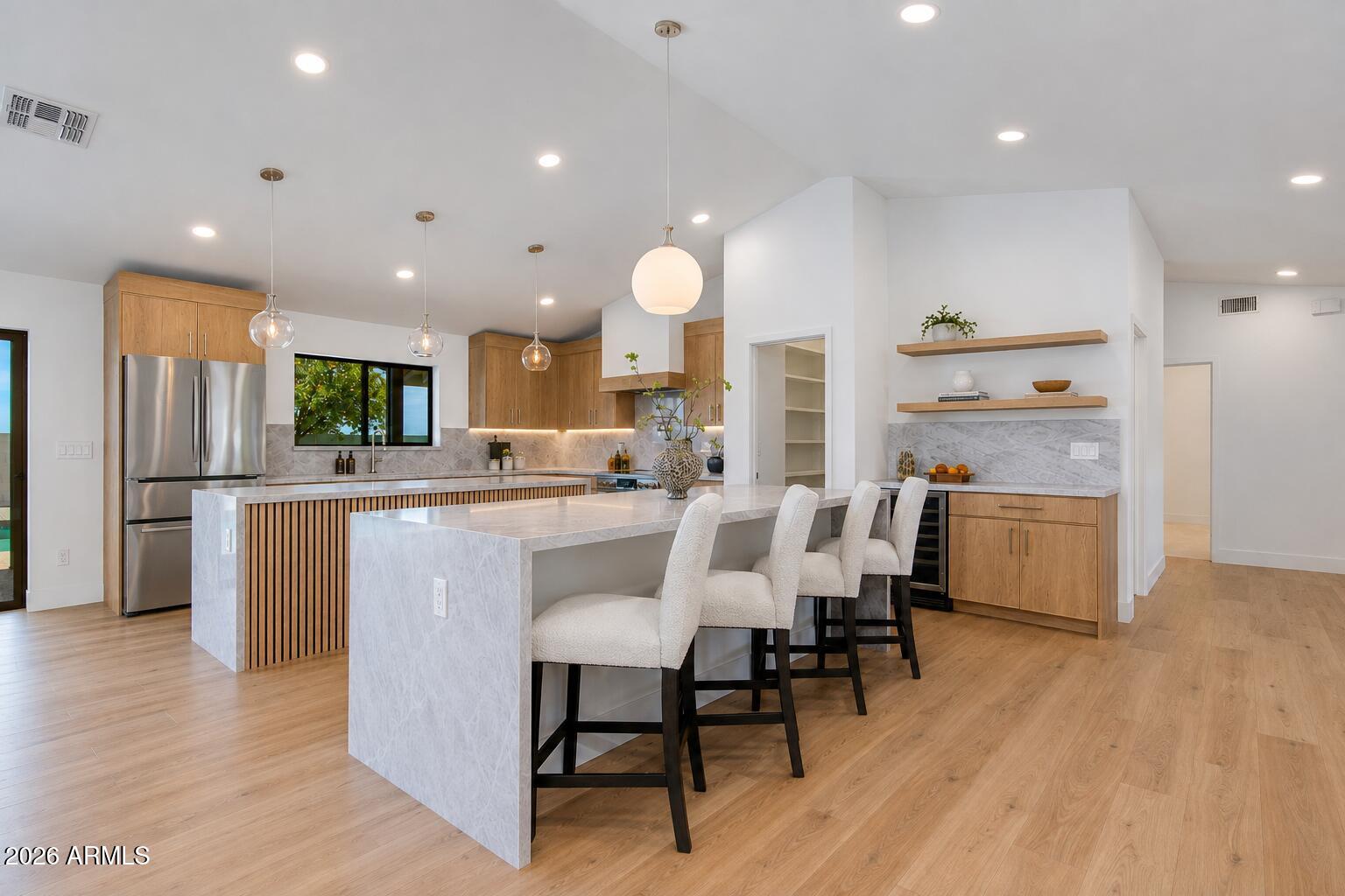 10521 E BELLA VISTA Drive