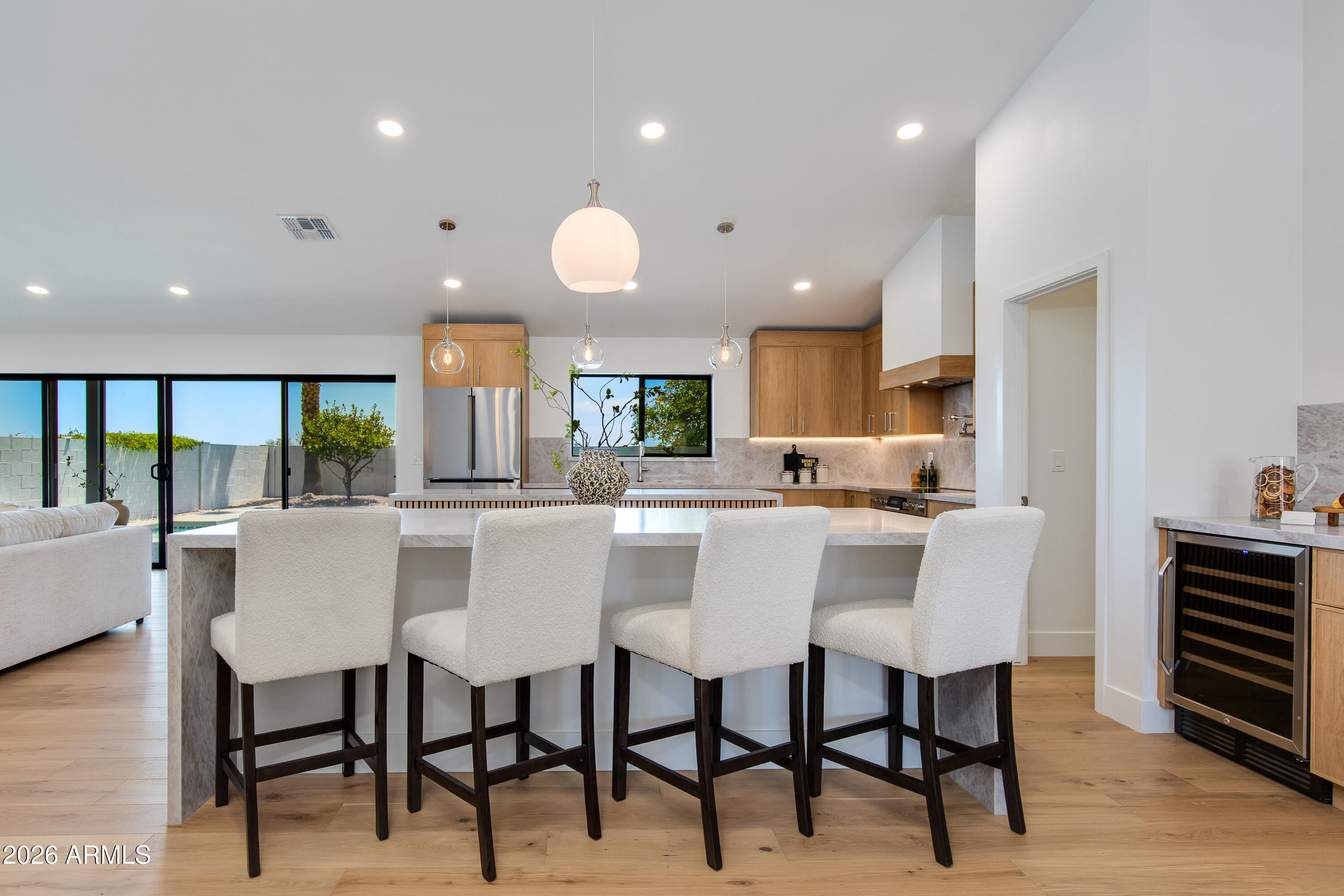 10521 E BELLA VISTA Drive