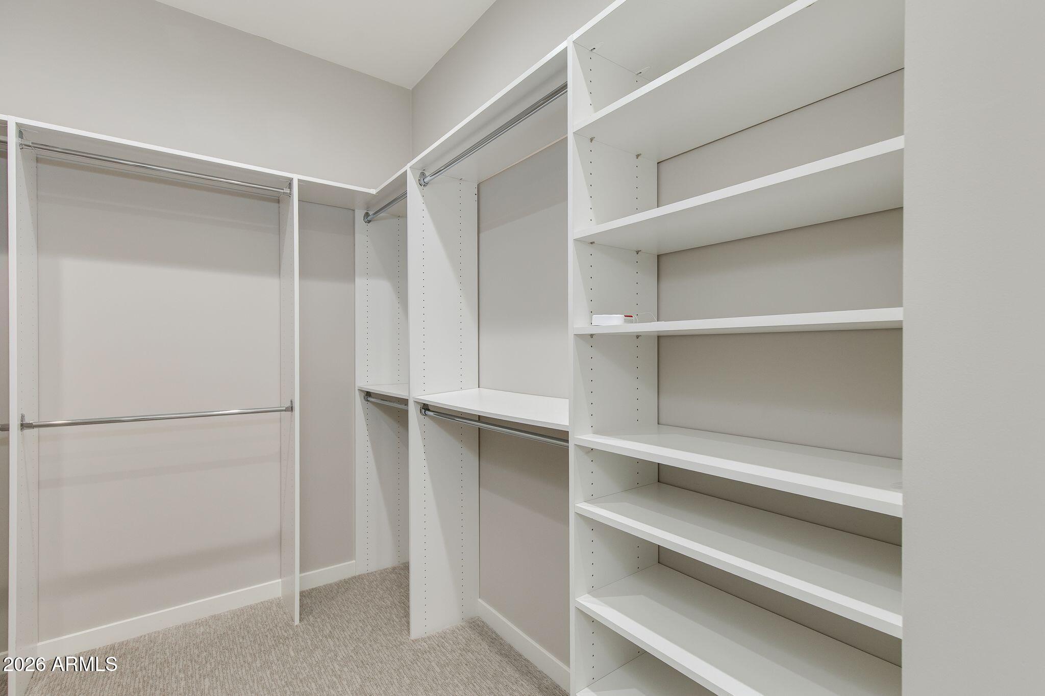 6525 E CAVE CREEK Road Unit: 27