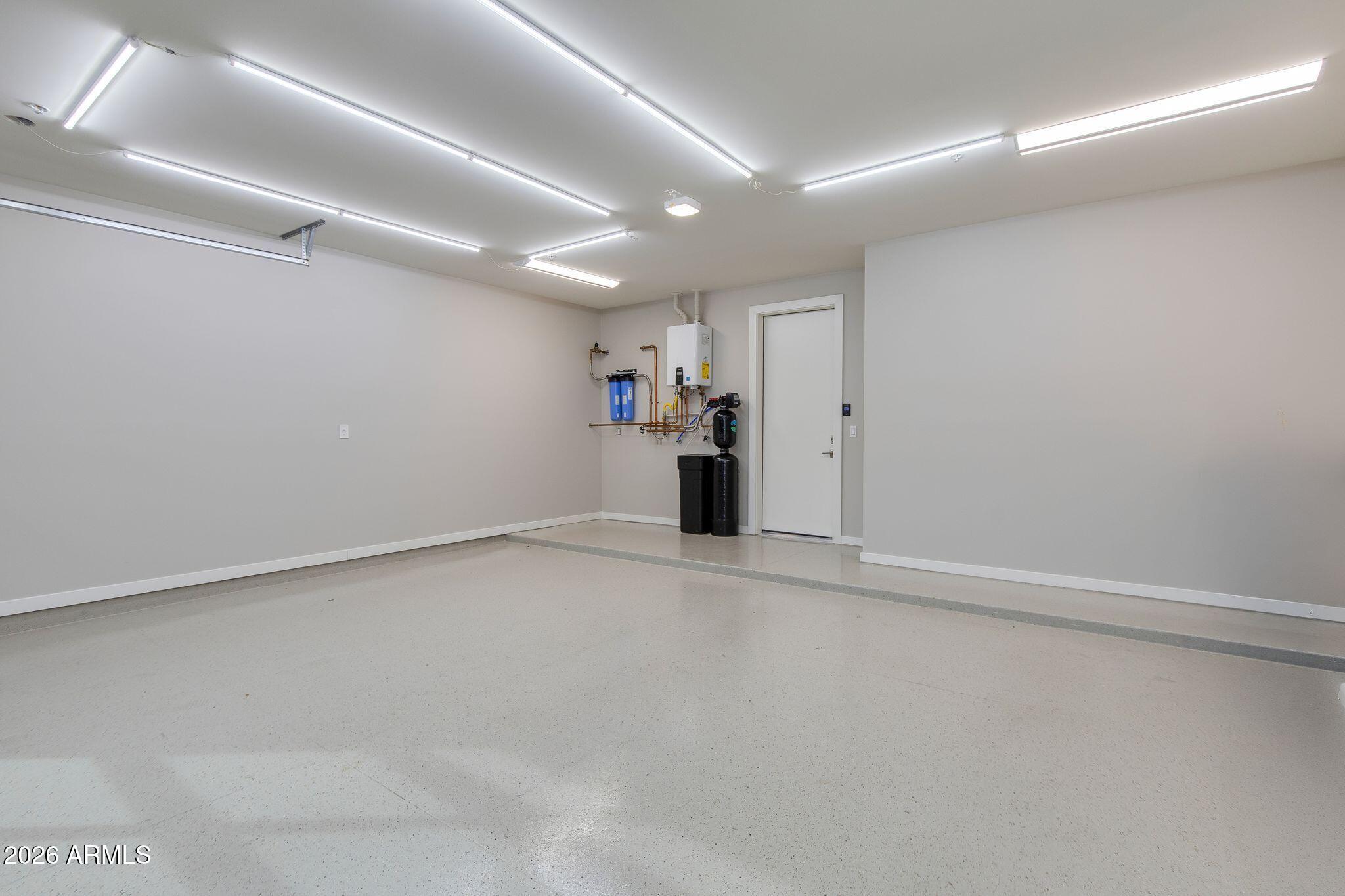 6525 E CAVE CREEK Road Unit: 27
