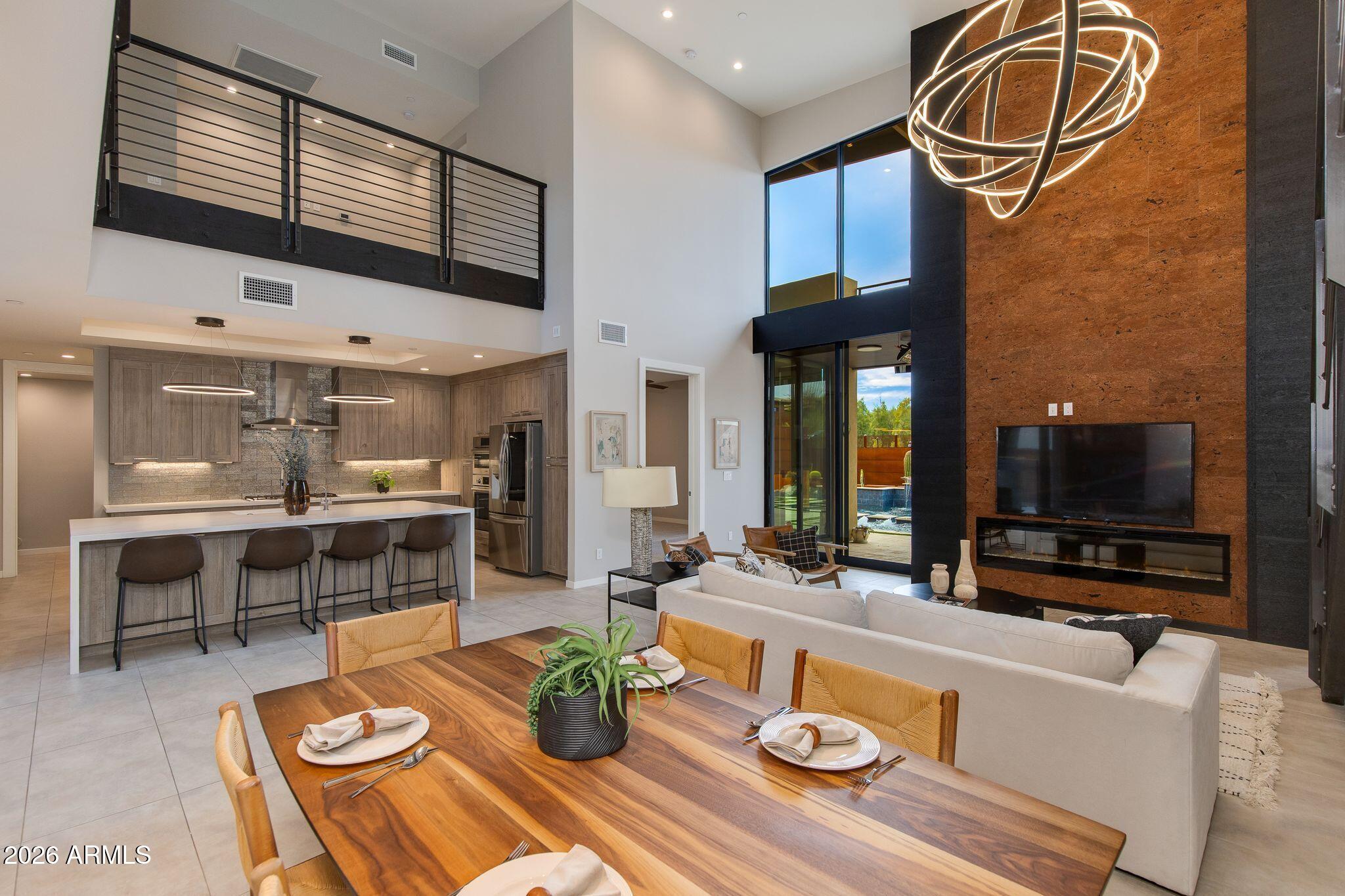 6525 E CAVE CREEK Road Unit: 27
