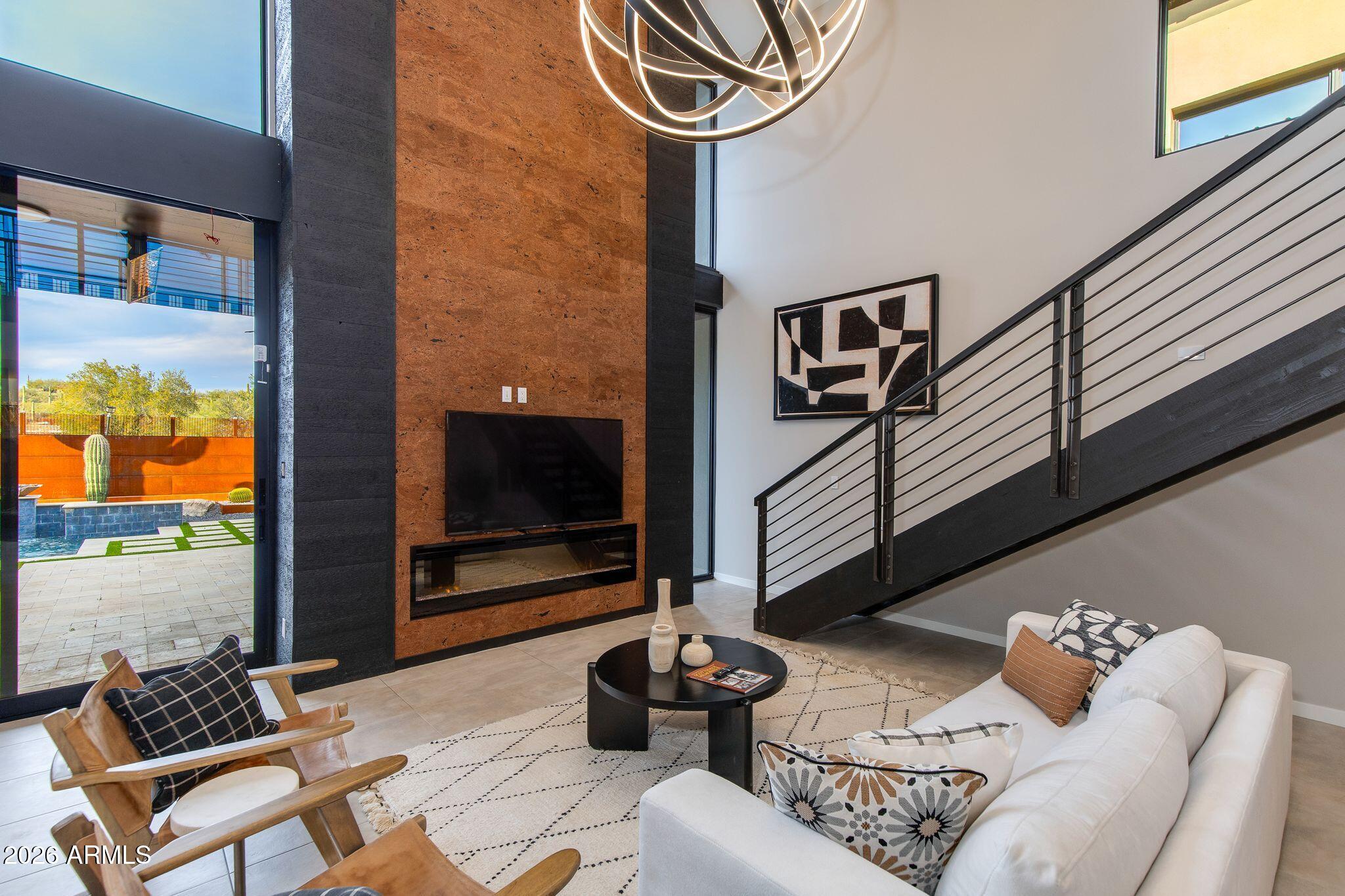 6525 E CAVE CREEK Road Unit: 27