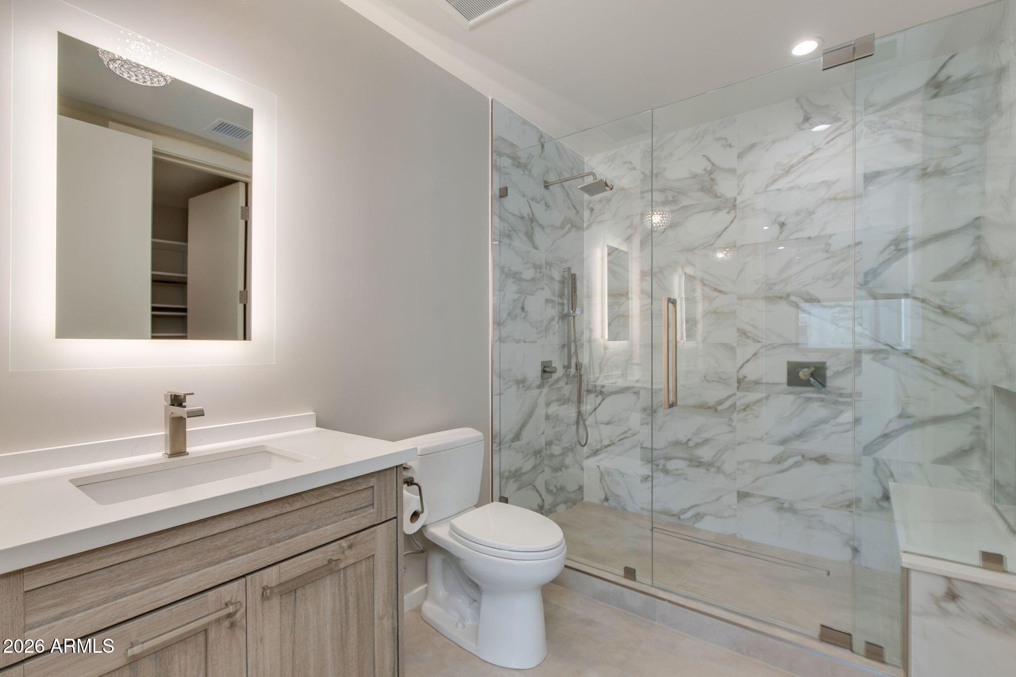 6525 E CAVE CREEK Road Unit: 27