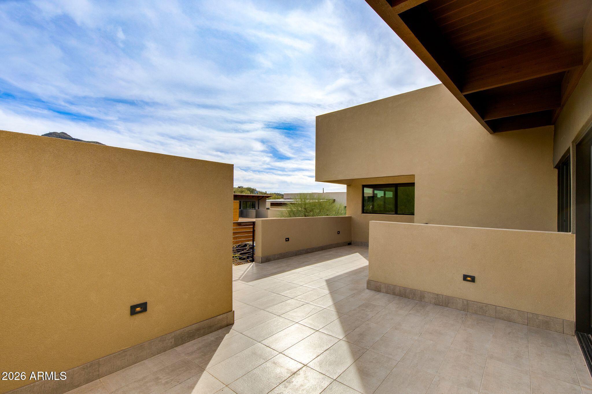 6525 E CAVE CREEK Road Unit: 27