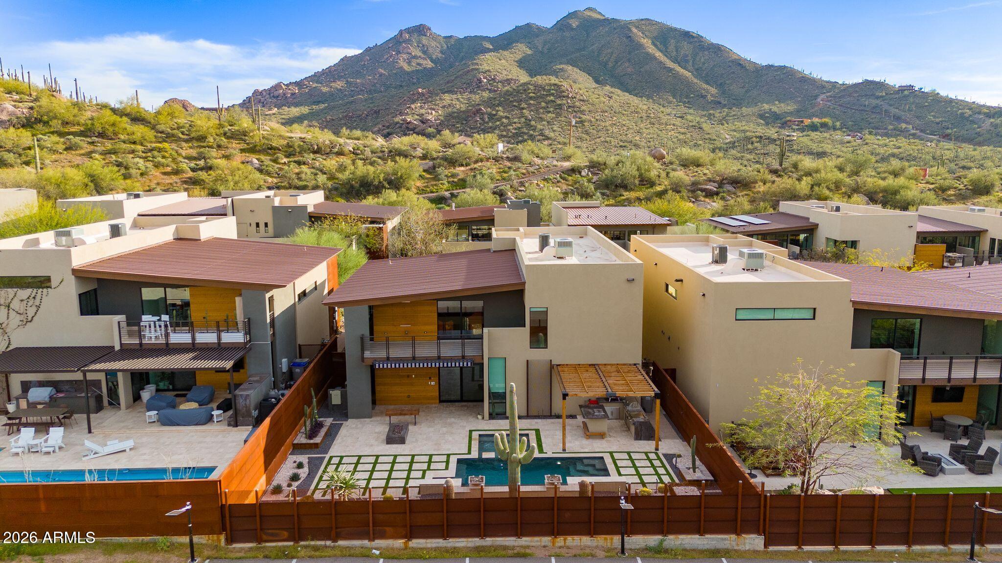 6525 E CAVE CREEK Road Unit: 27