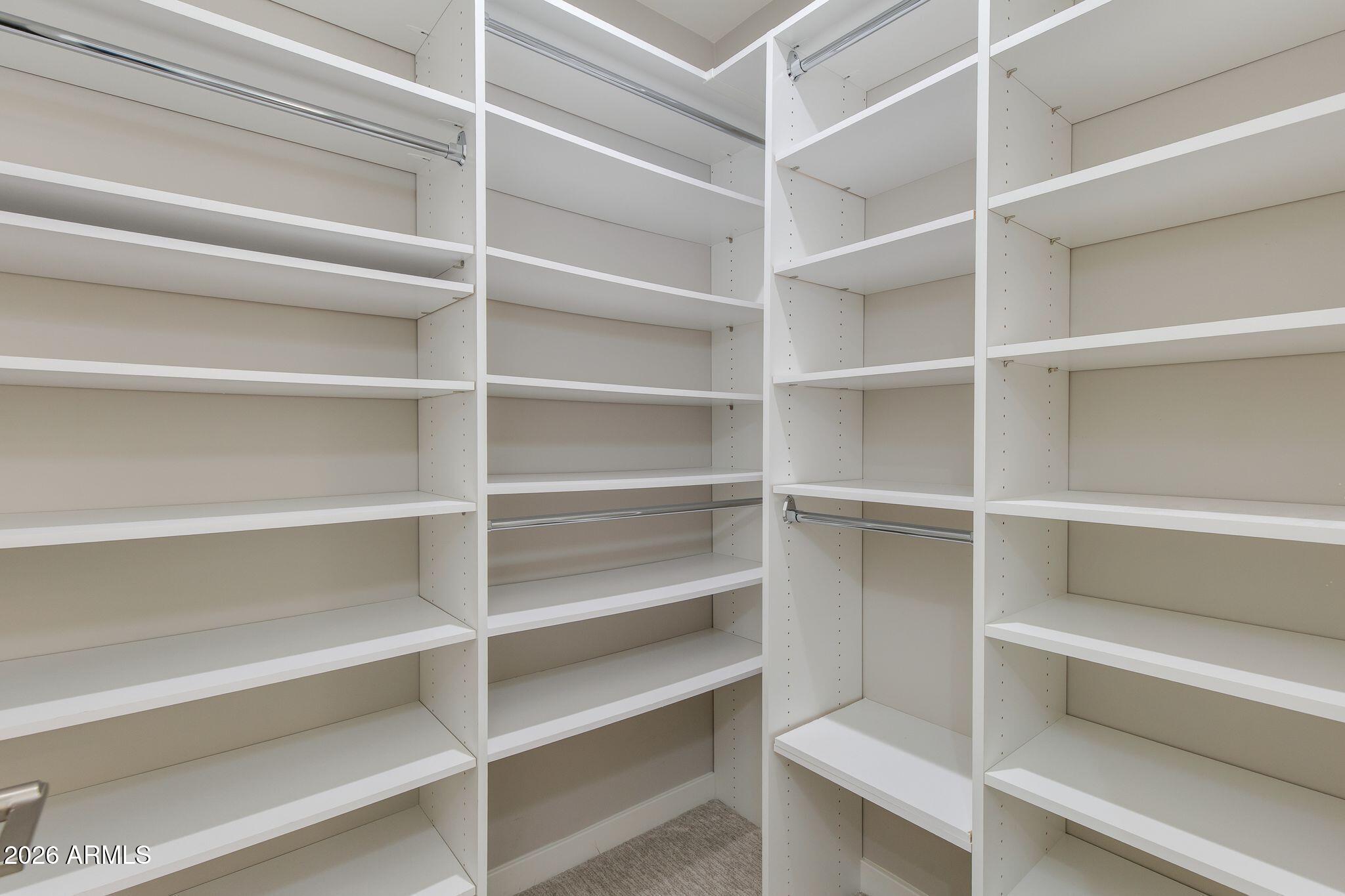 6525 E CAVE CREEK Road Unit: 27