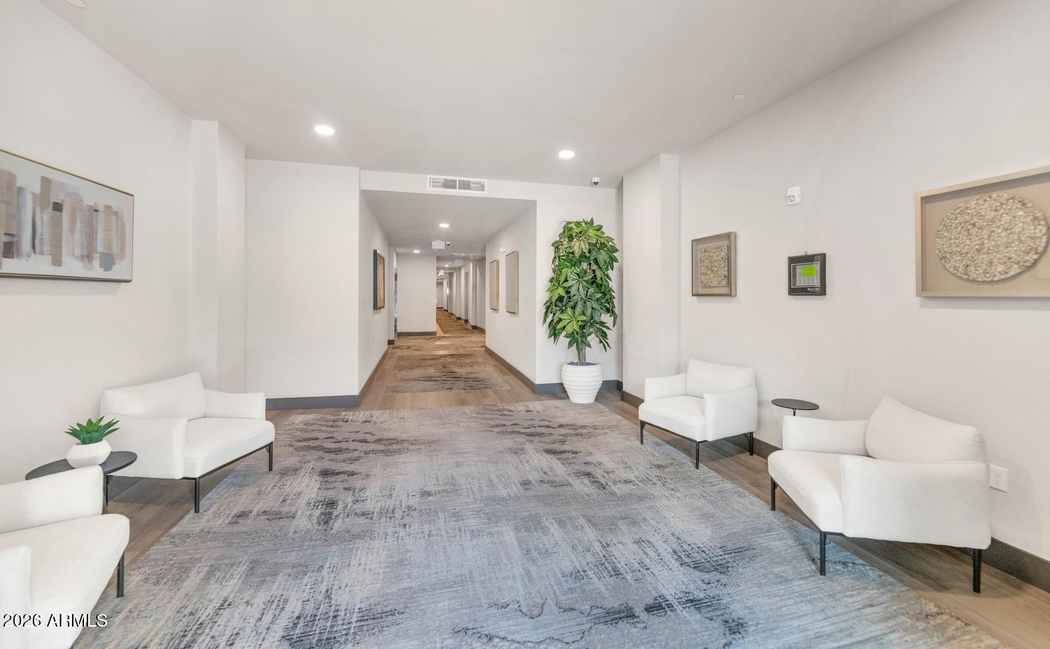 5250 E DEER VALLEY Drive 344
