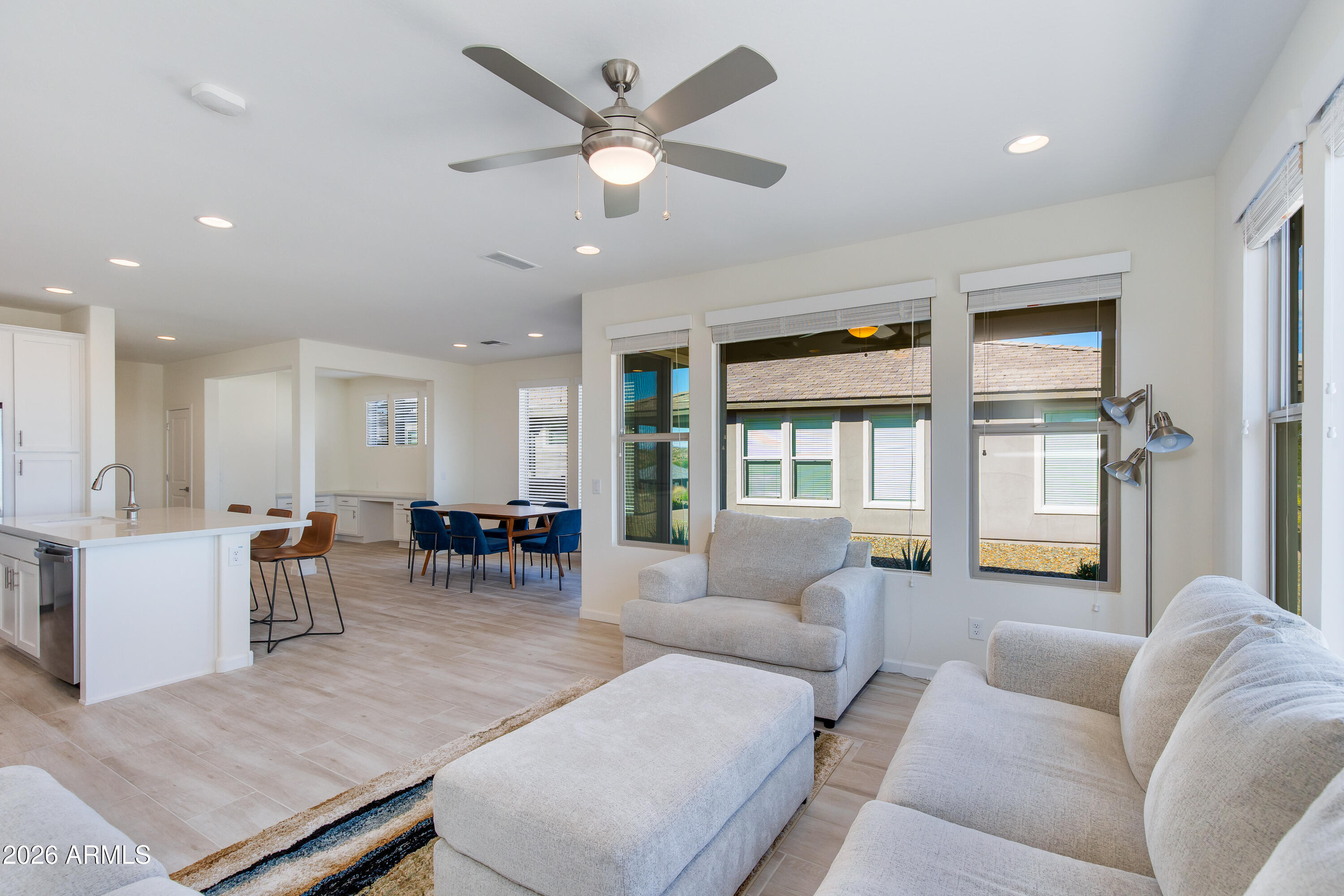 4008 DESERT MOON Drive