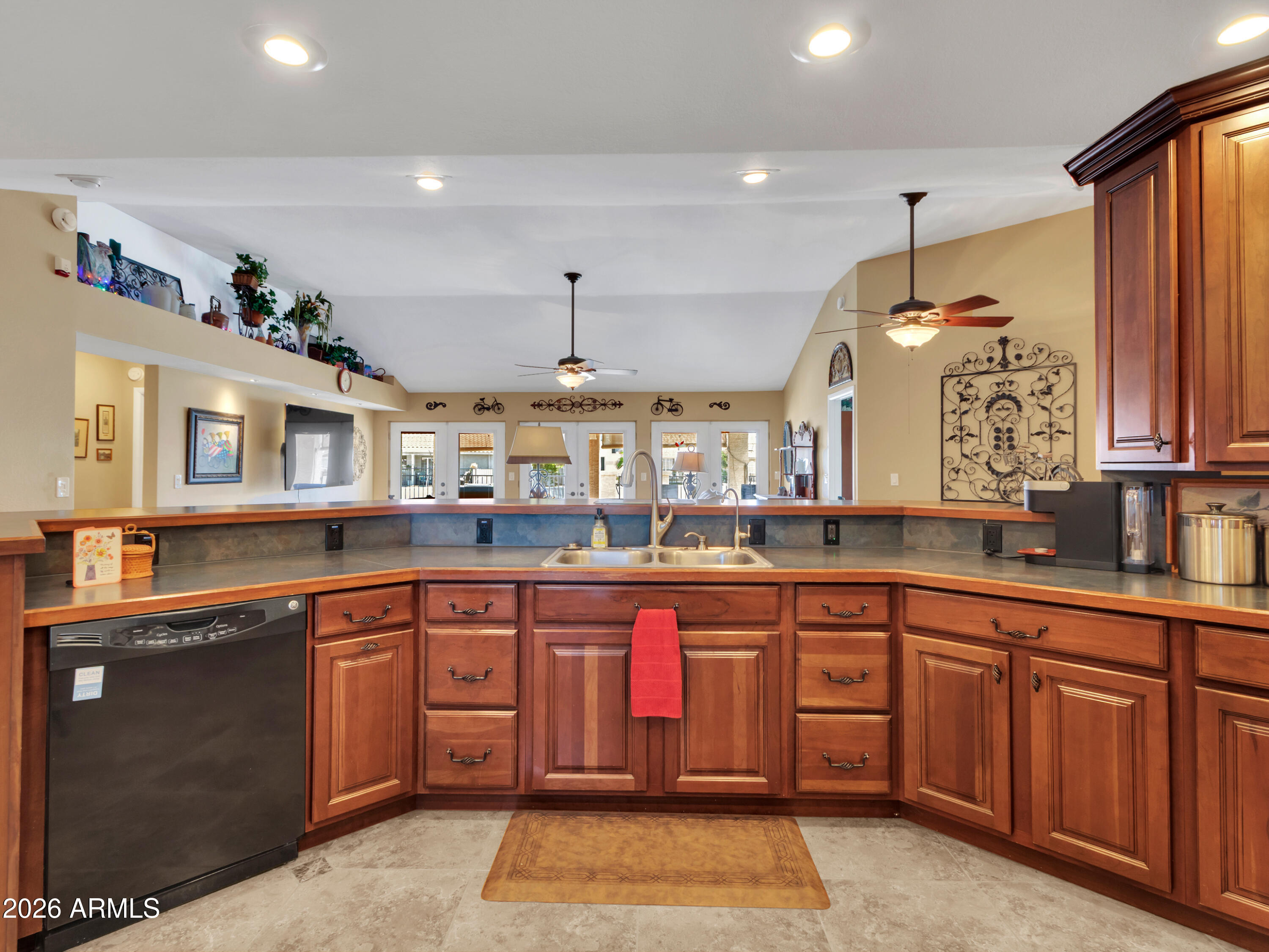 7615 W JULIE Drive