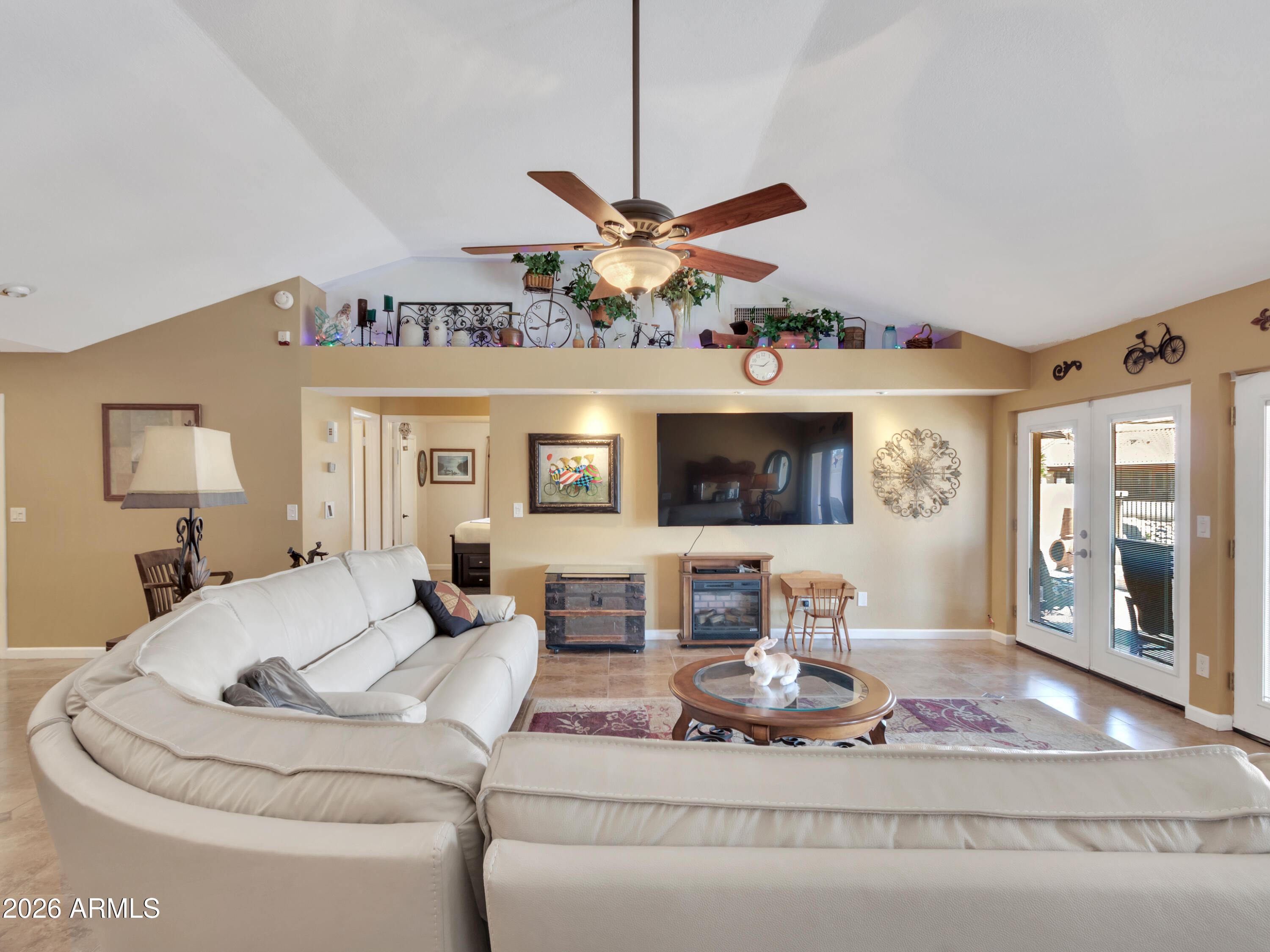 7615 W JULIE Drive