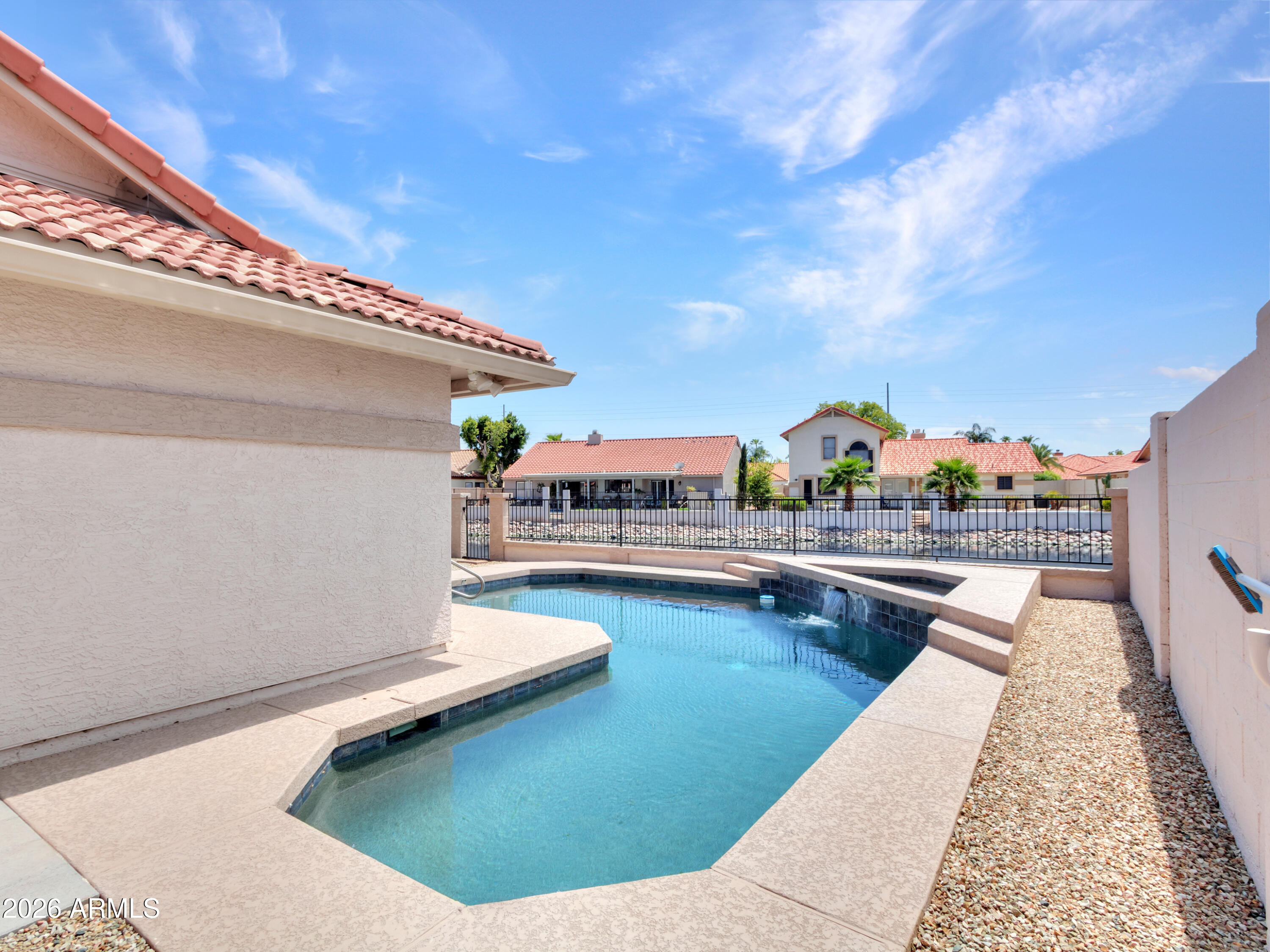 7615 W JULIE Drive