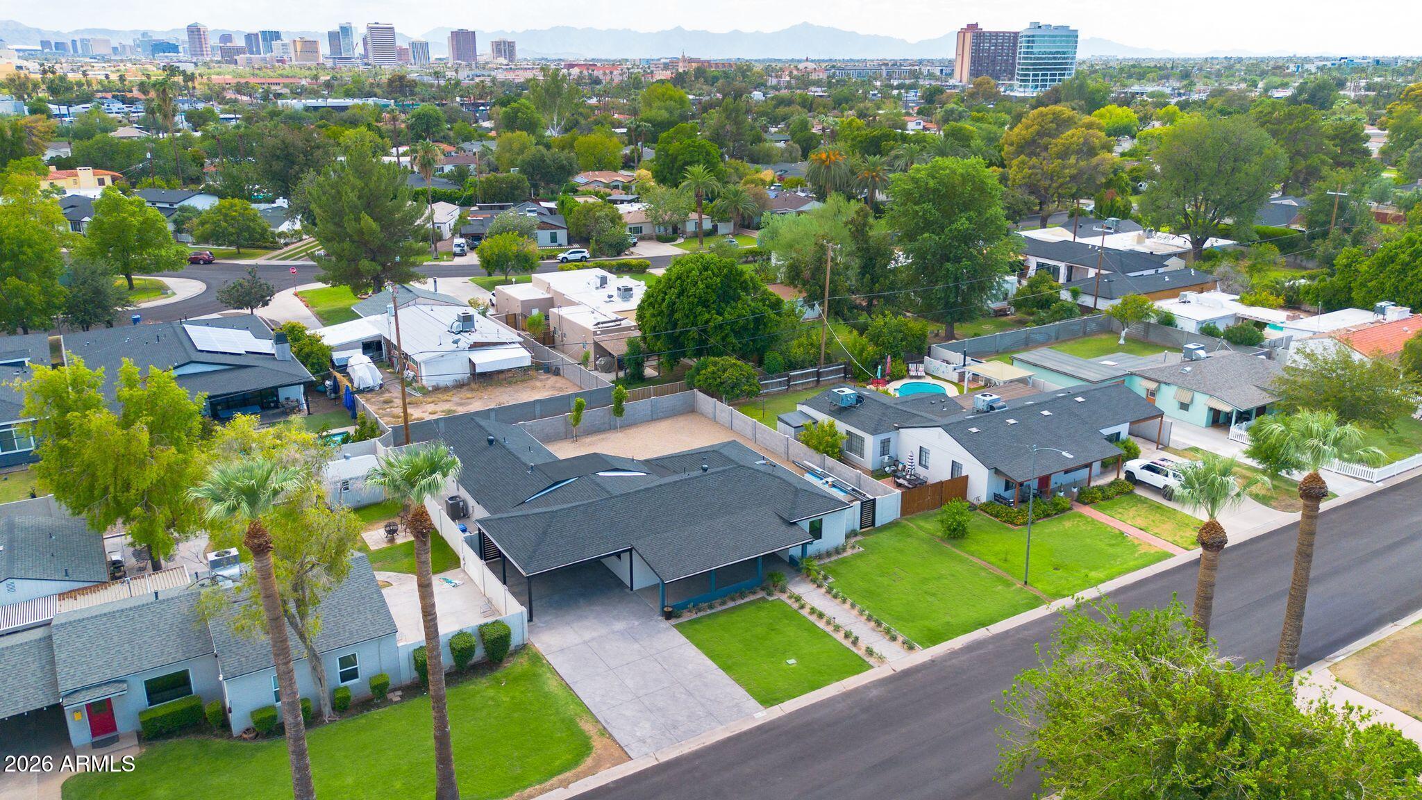 511 E Oregon Avenue