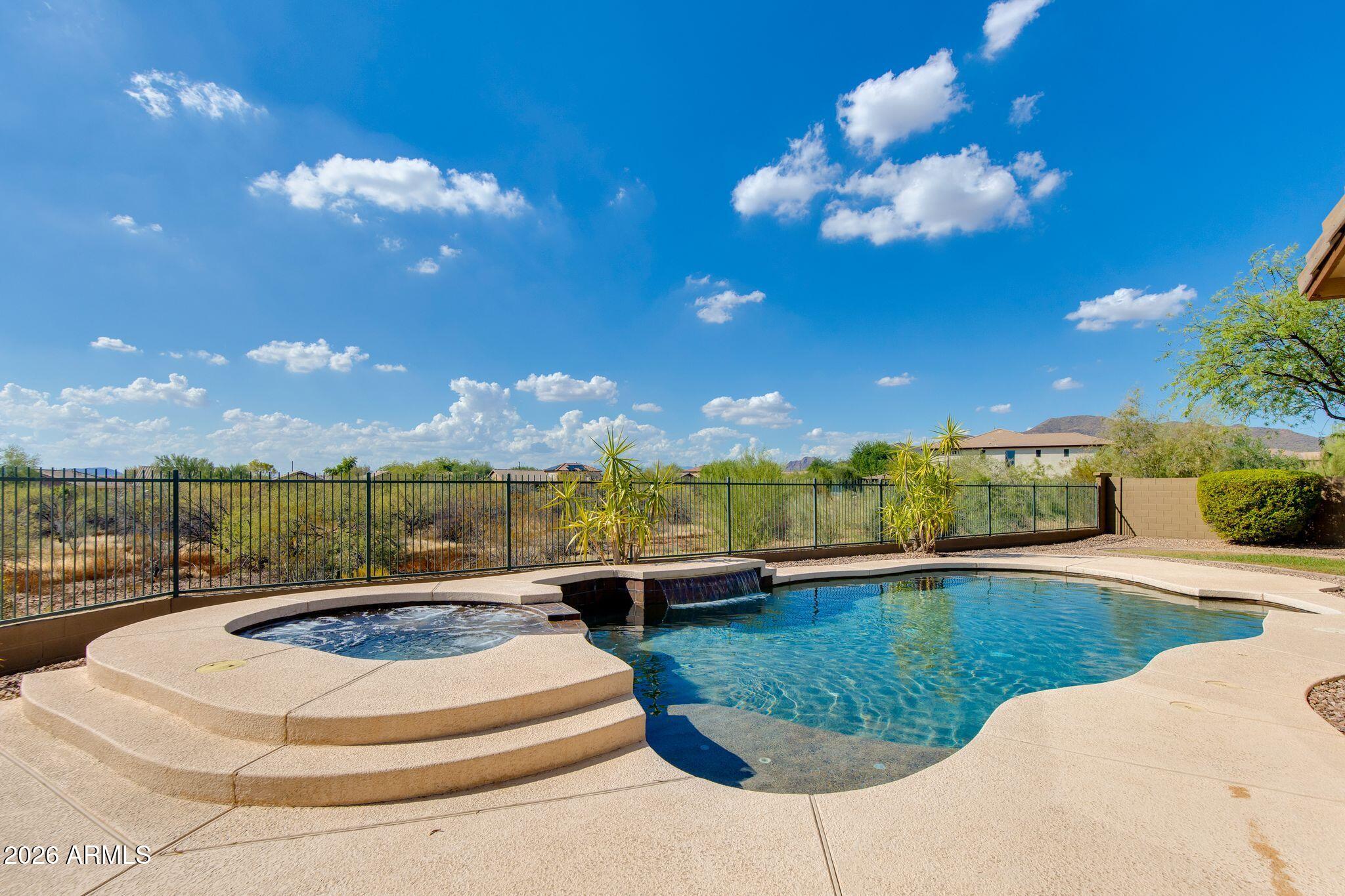40008 N MAIDSTONE Court