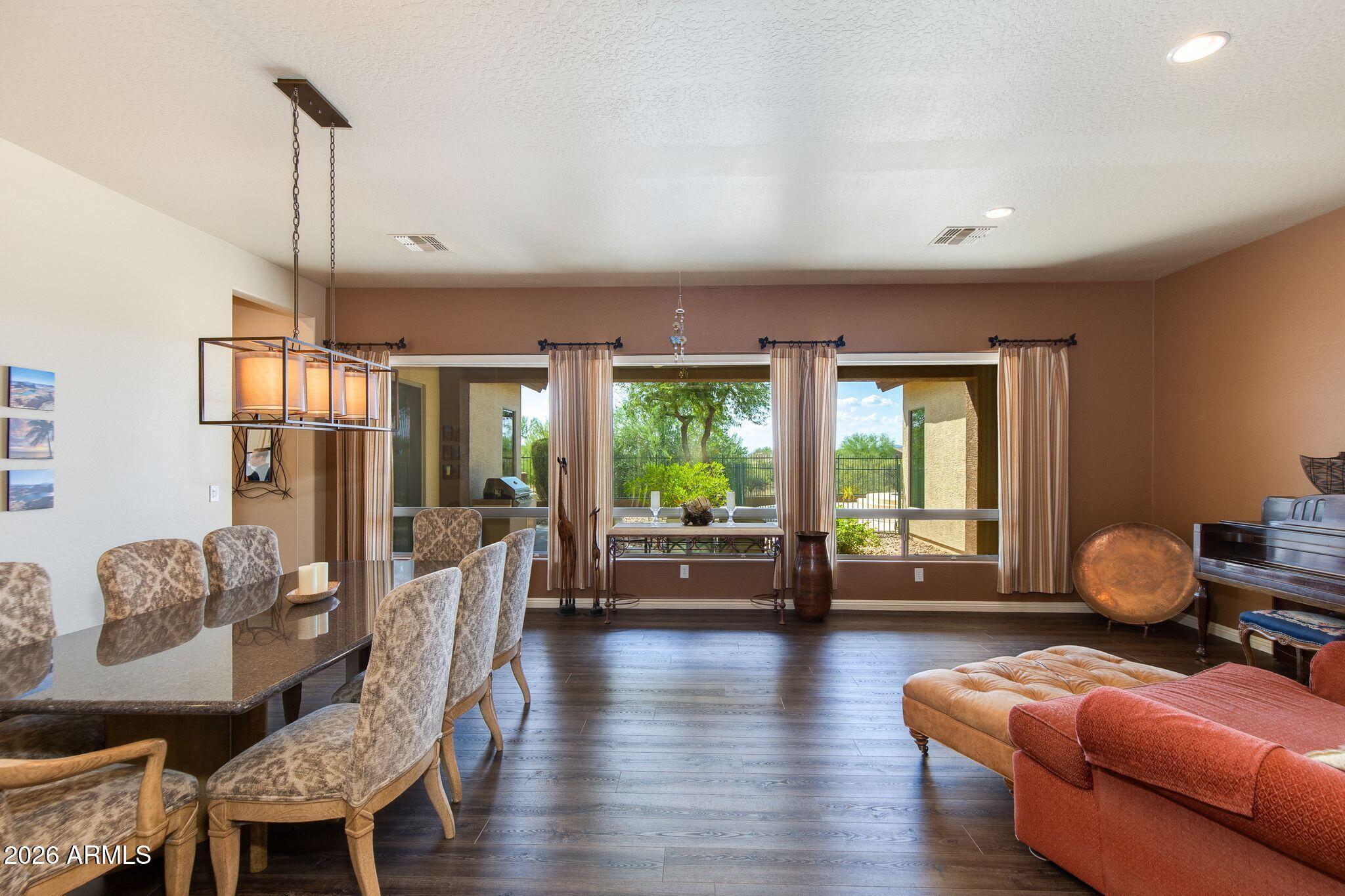 40008 N MAIDSTONE Court