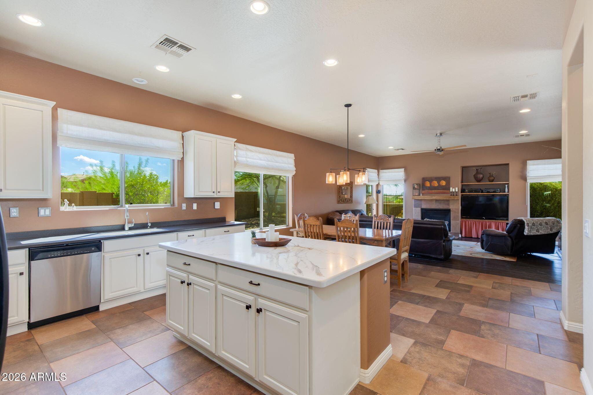 40008 N MAIDSTONE Court