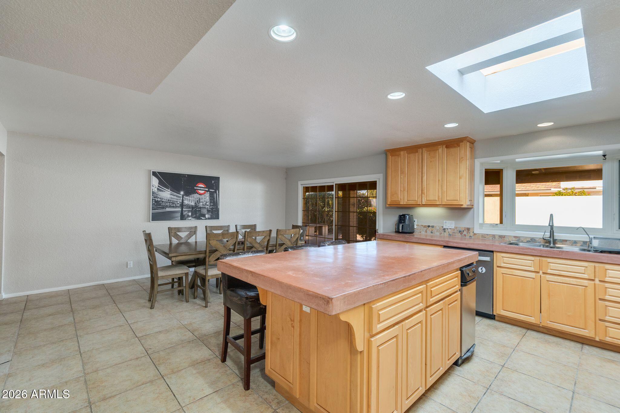 1204 E STEAMBOAT BEND Drive