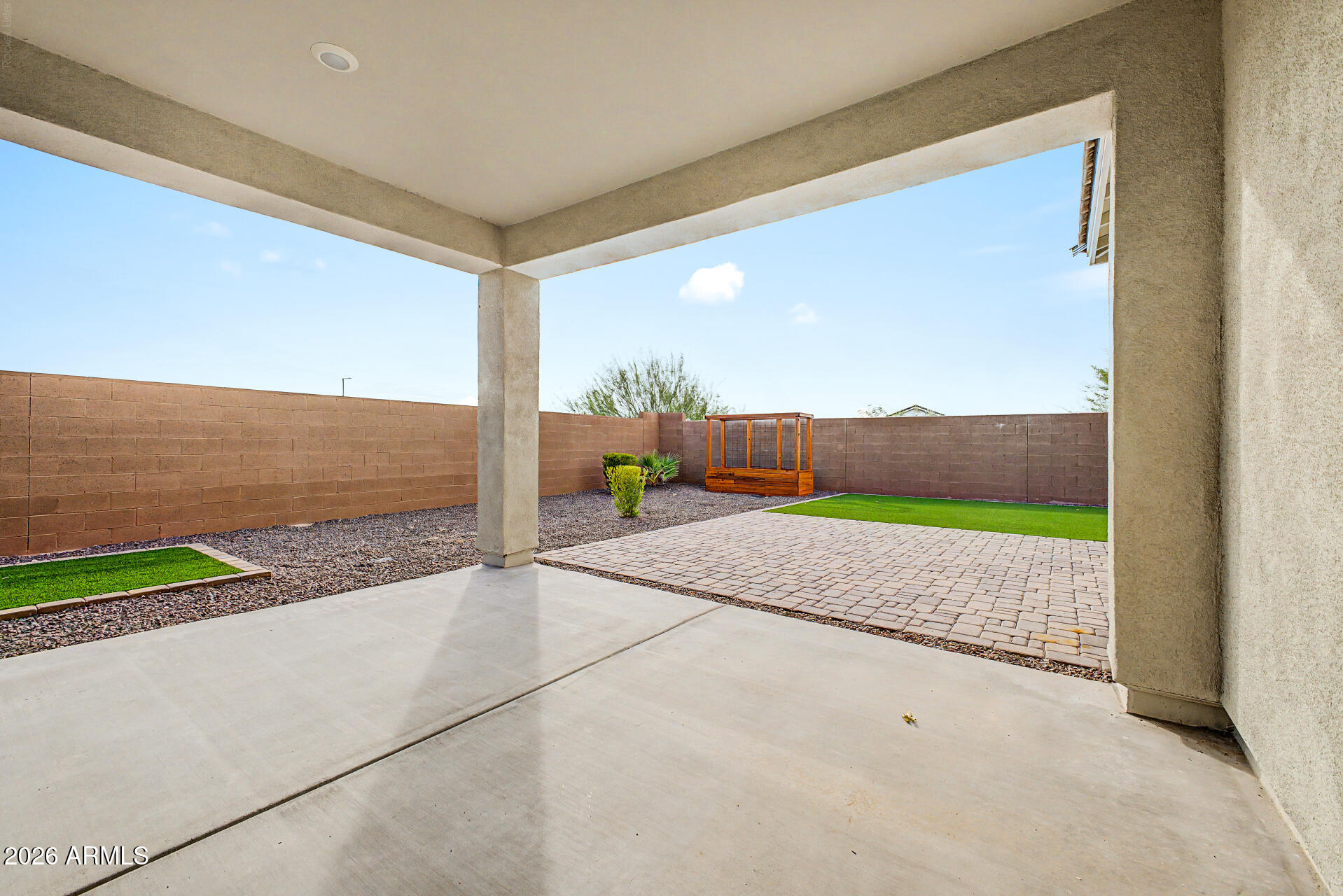 6822 W ANDREA Drive