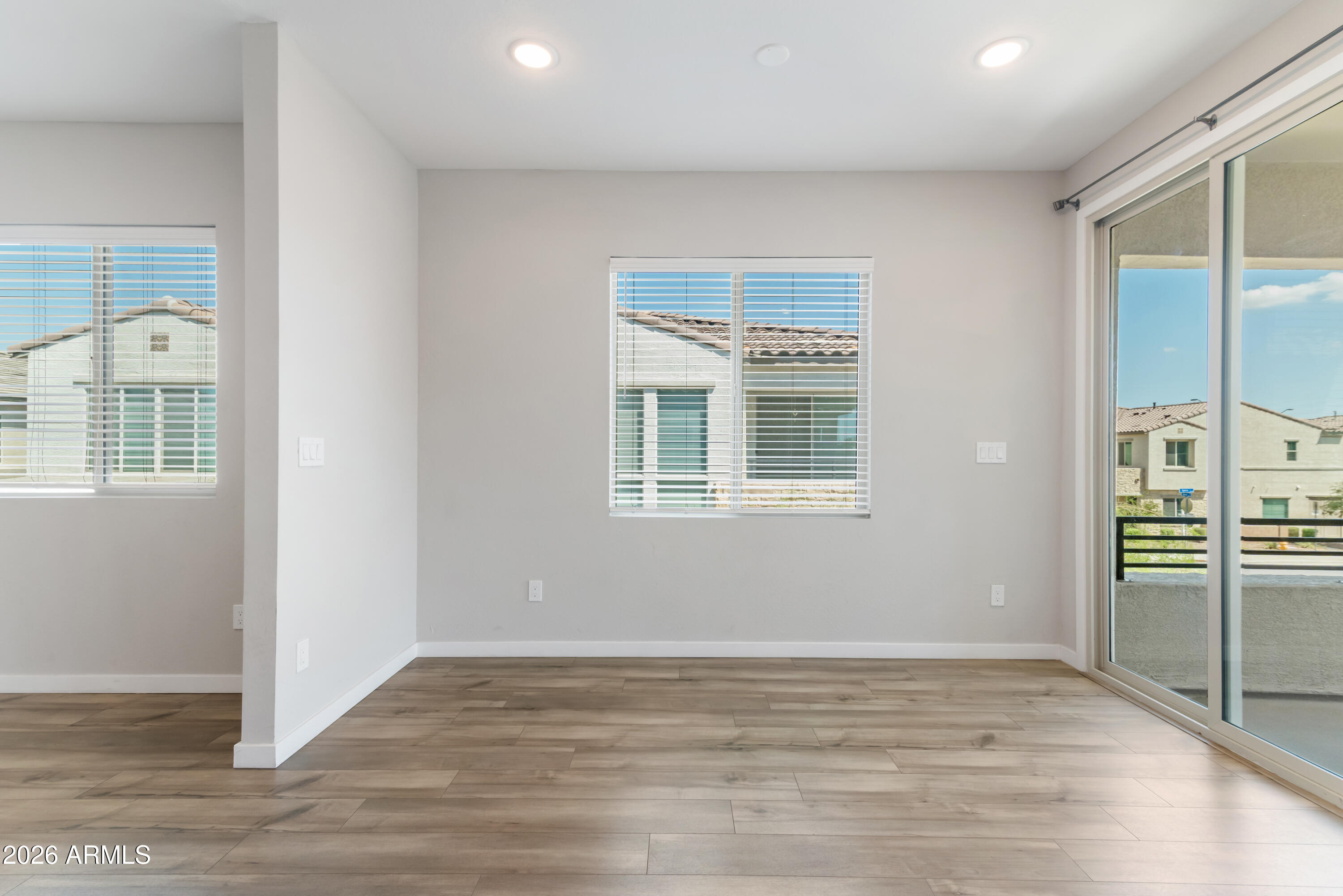 746 E Doral Avenue Unit 201