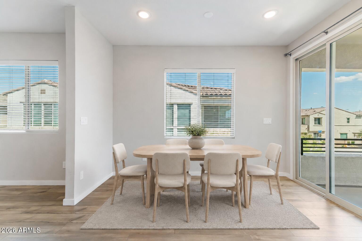 746 E Doral Avenue Unit 201
