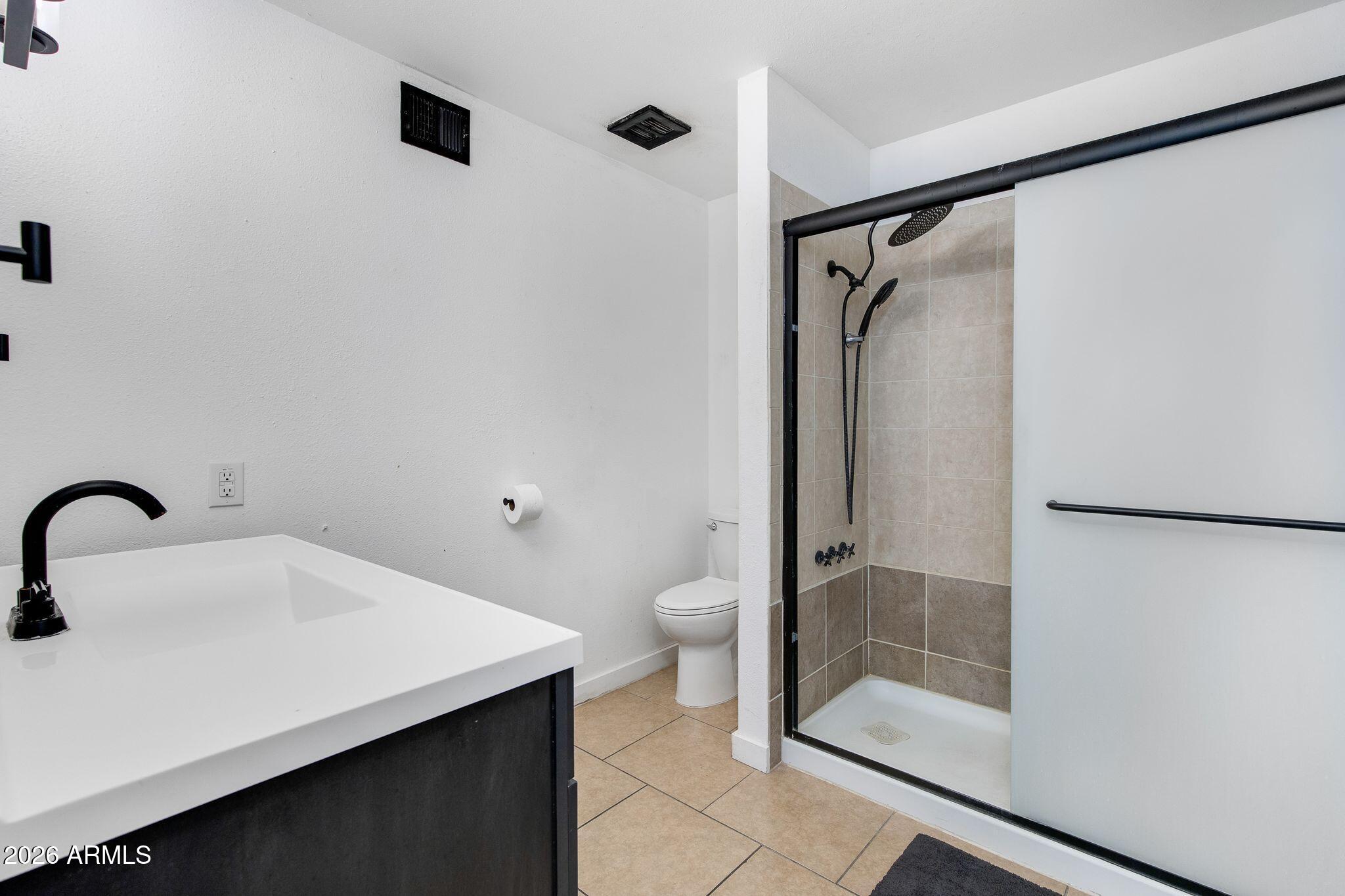 1500 W RIO SALADO Parkway 34