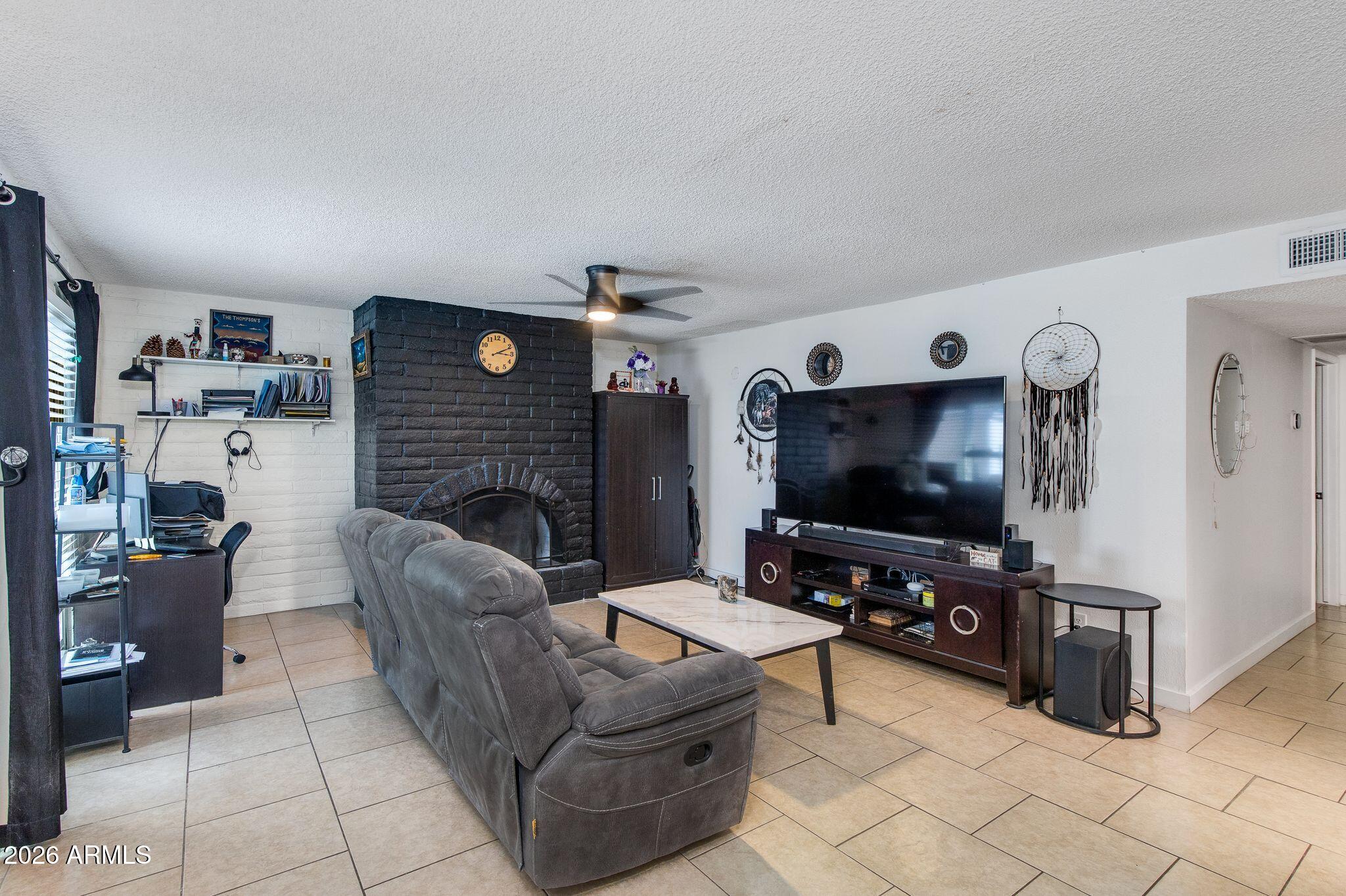 1500 W RIO SALADO Parkway 34