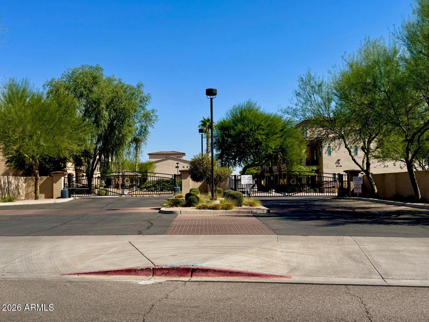 2821 S SKYLINE Drive 121