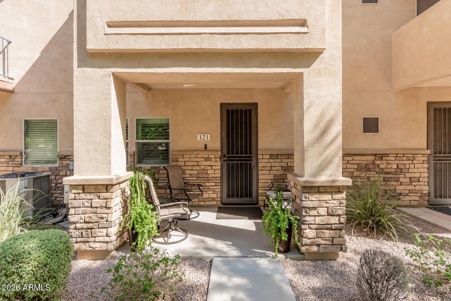 2821 S SKYLINE Drive 121