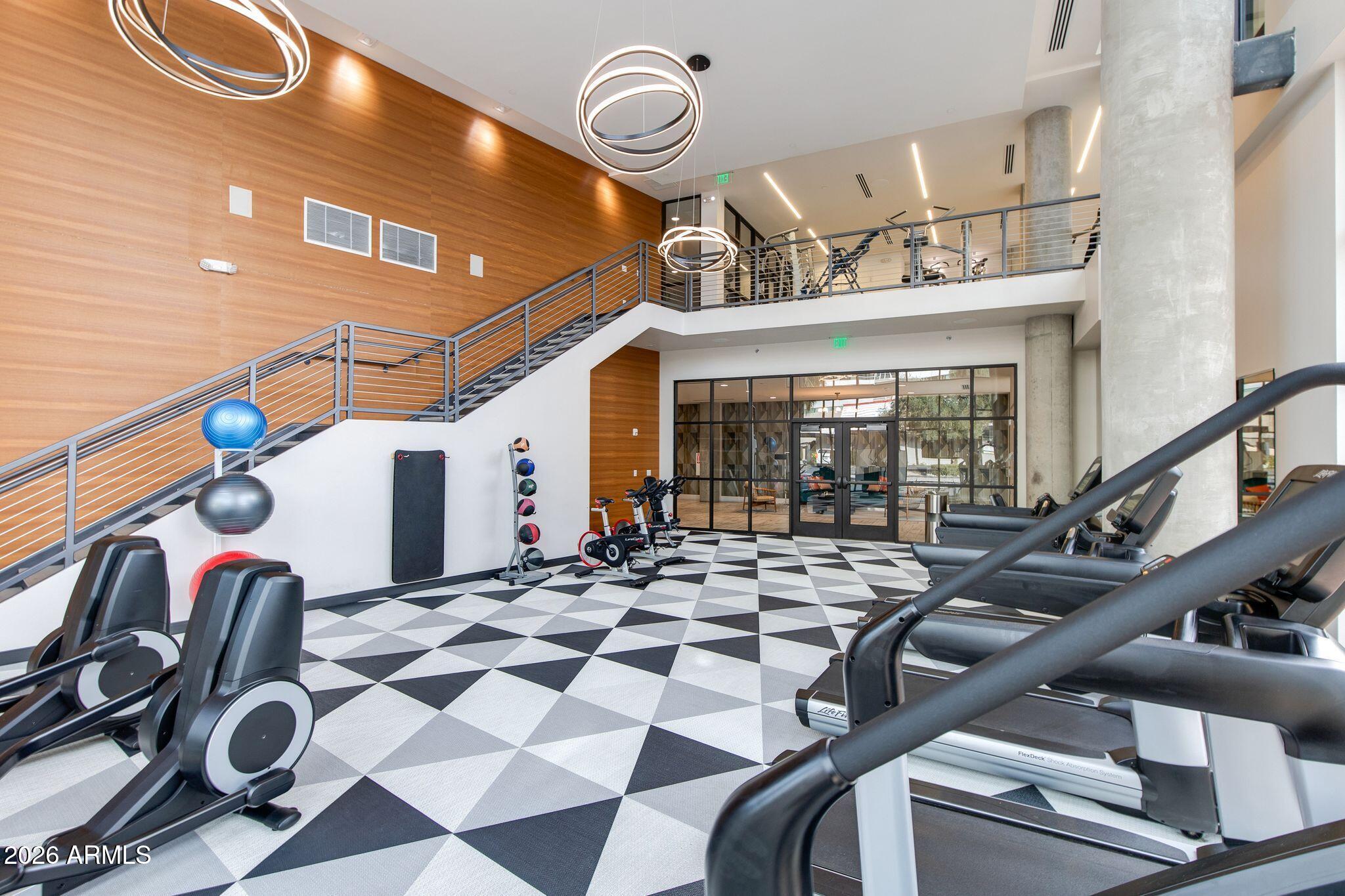 3131 N CENTRAL Avenue 5002