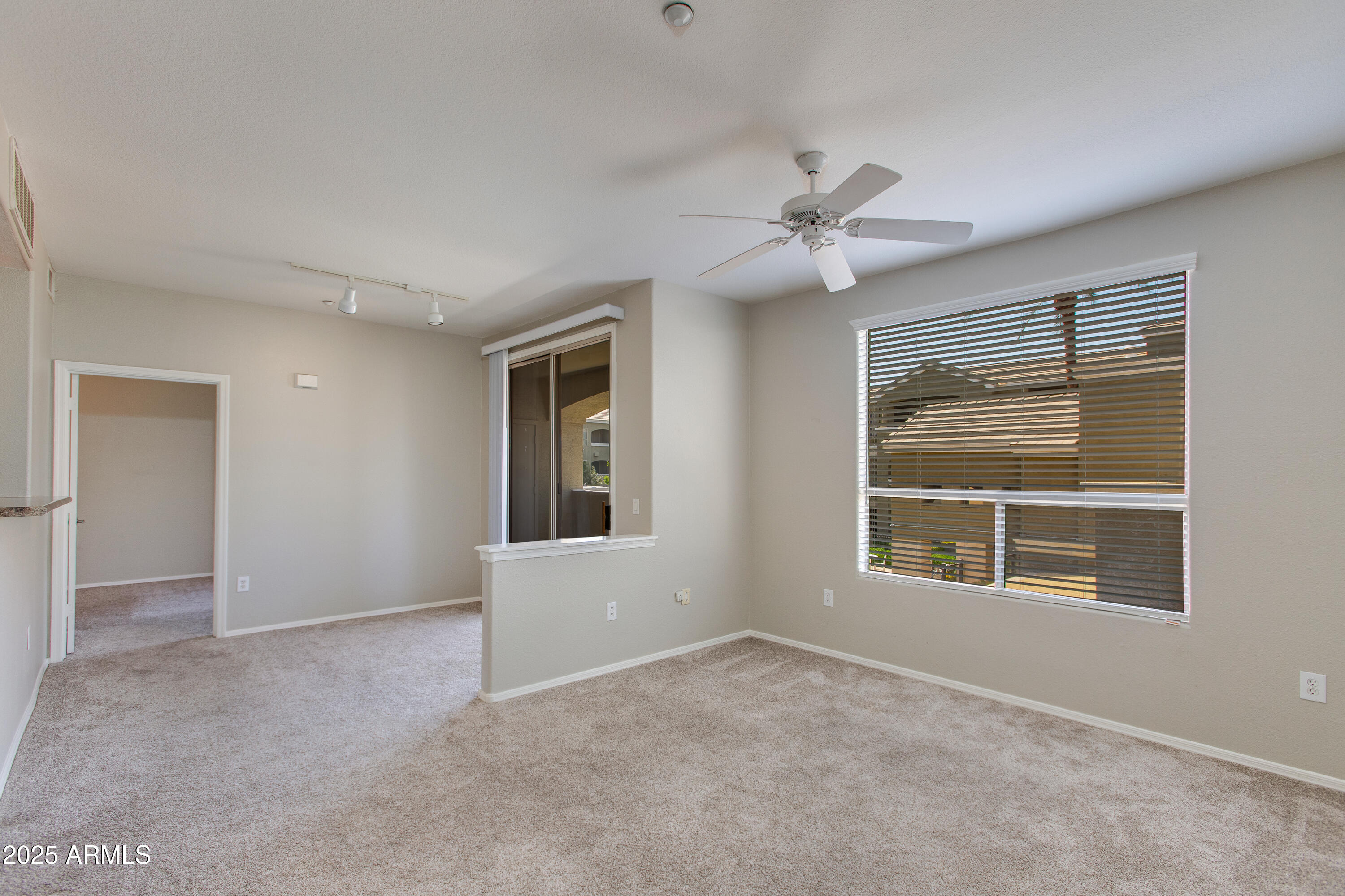 5303 N 7TH Street 206