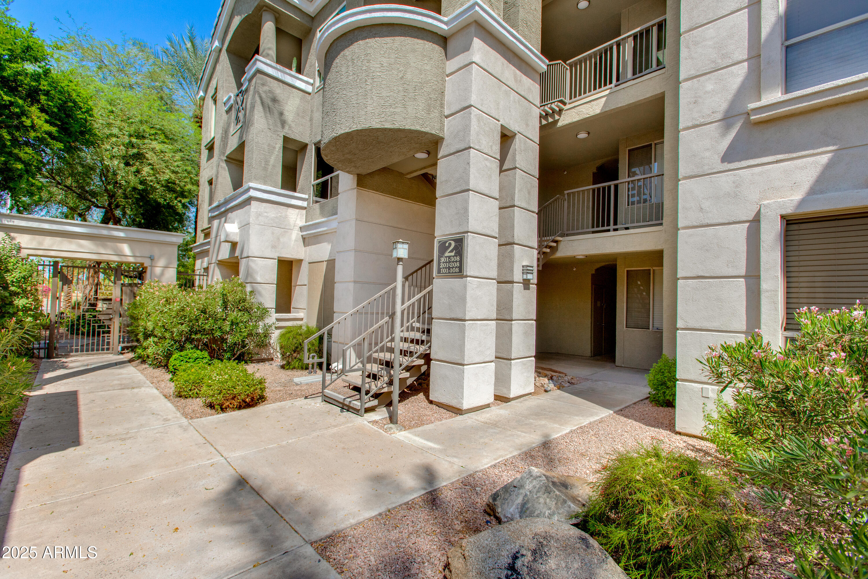 5303 N 7TH Street 206