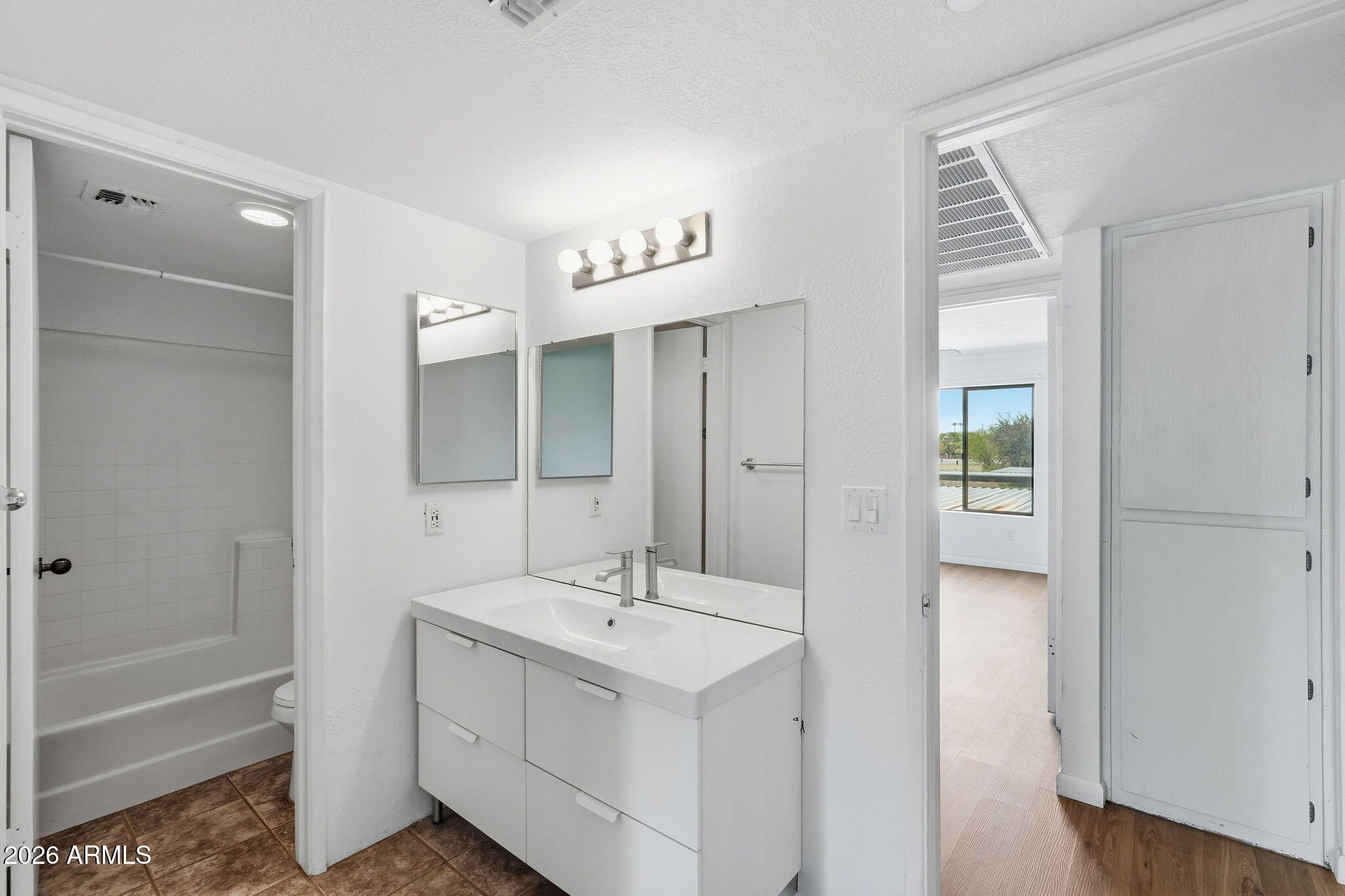 7777 E MAIN Street 255